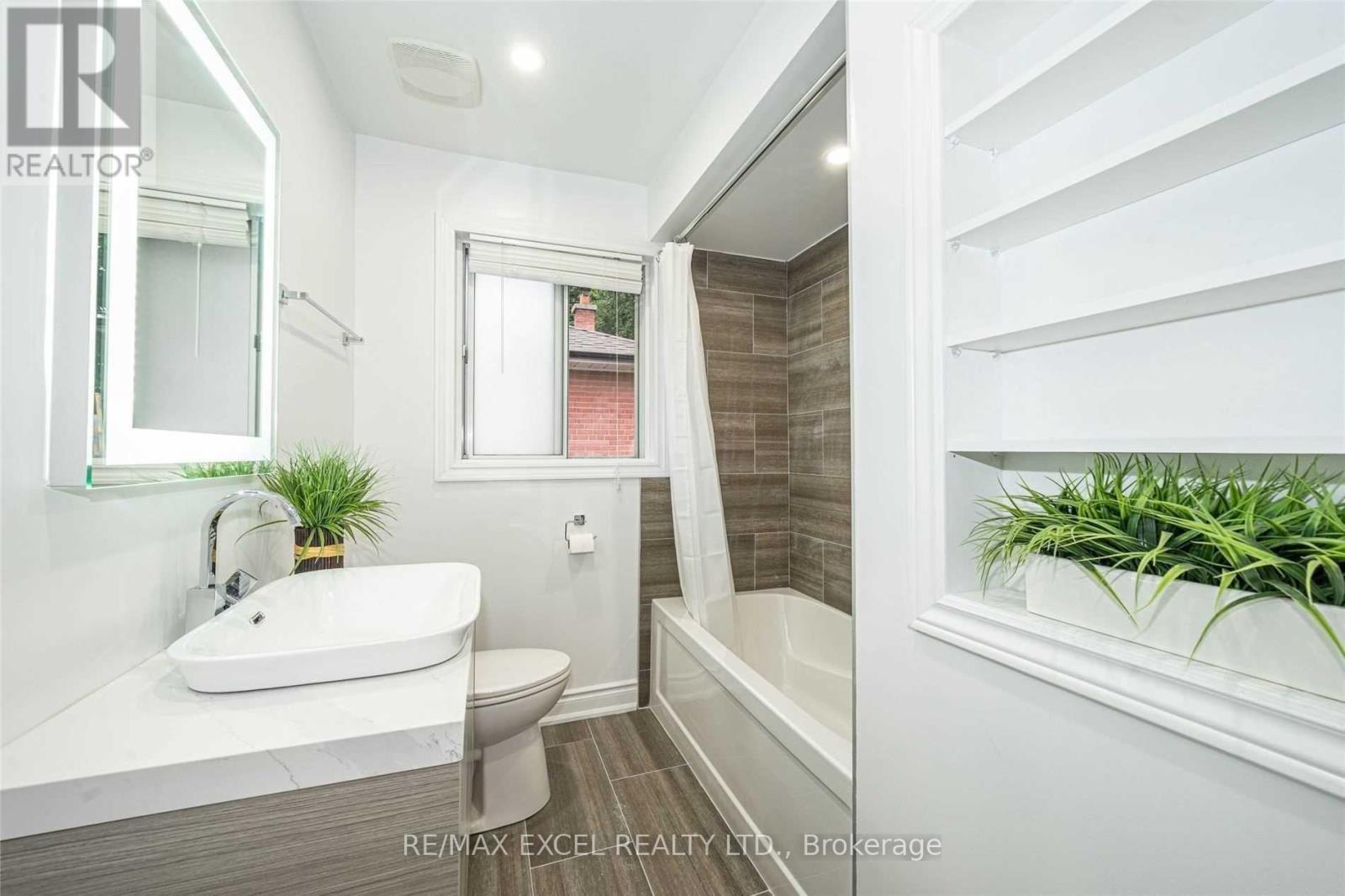 Main - 412 Balkan Road, Richmond Hill, Ontario  L4C 2P3 - Photo 13 - N12575406