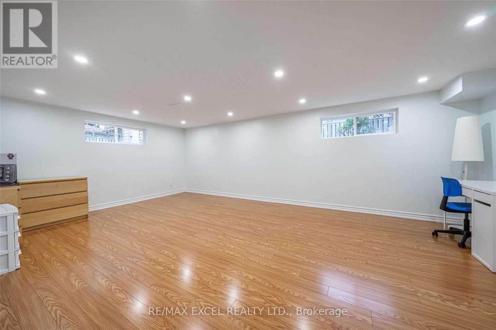 Main - 412 Balkan Road, Richmond Hill, Ontario  L4C 2P3 - Photo 17 - N12575406