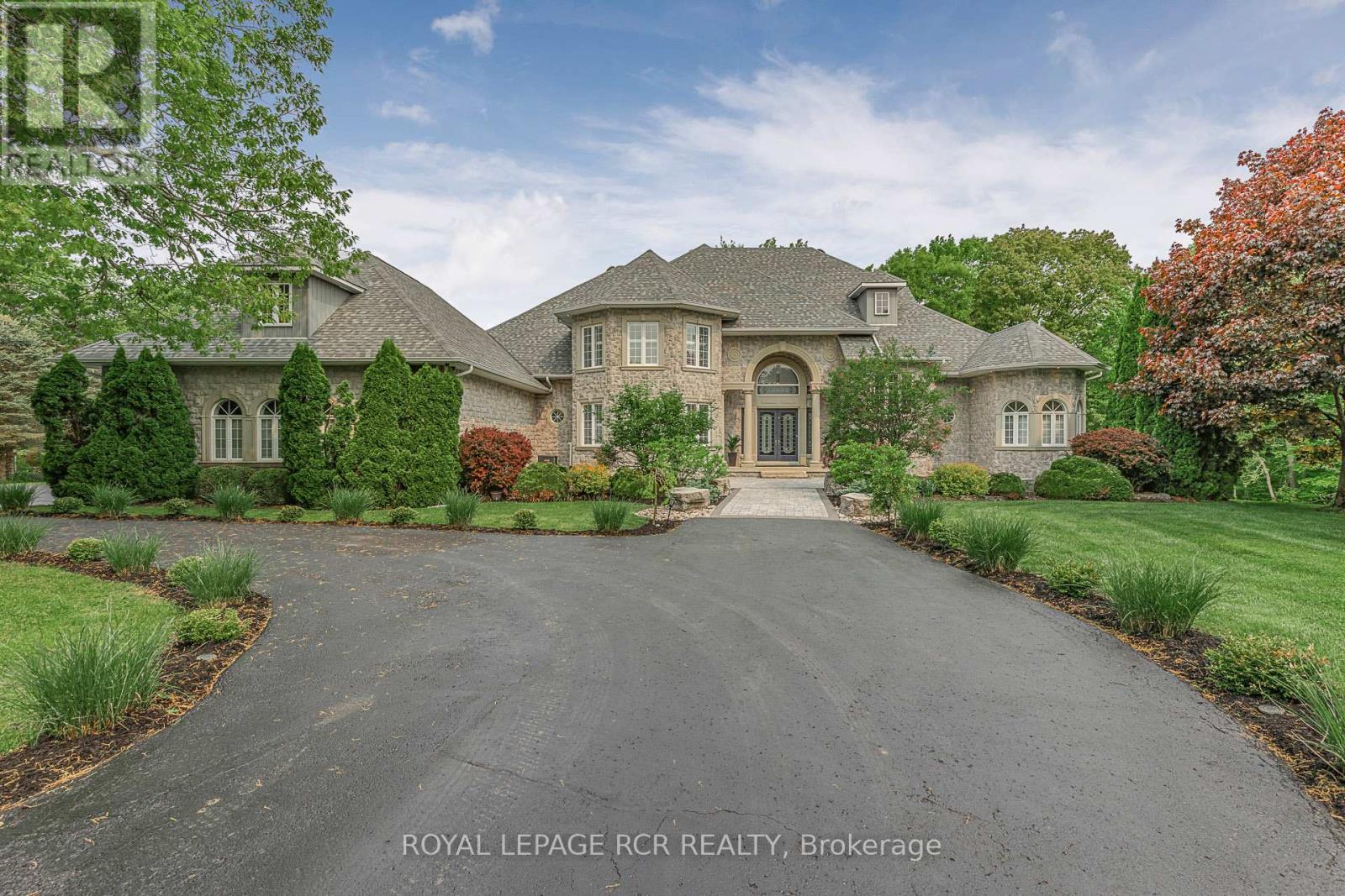 12 Deer Run, Uxbridge, Ontario  L9P 1R4 - Photo 2 - N12575412