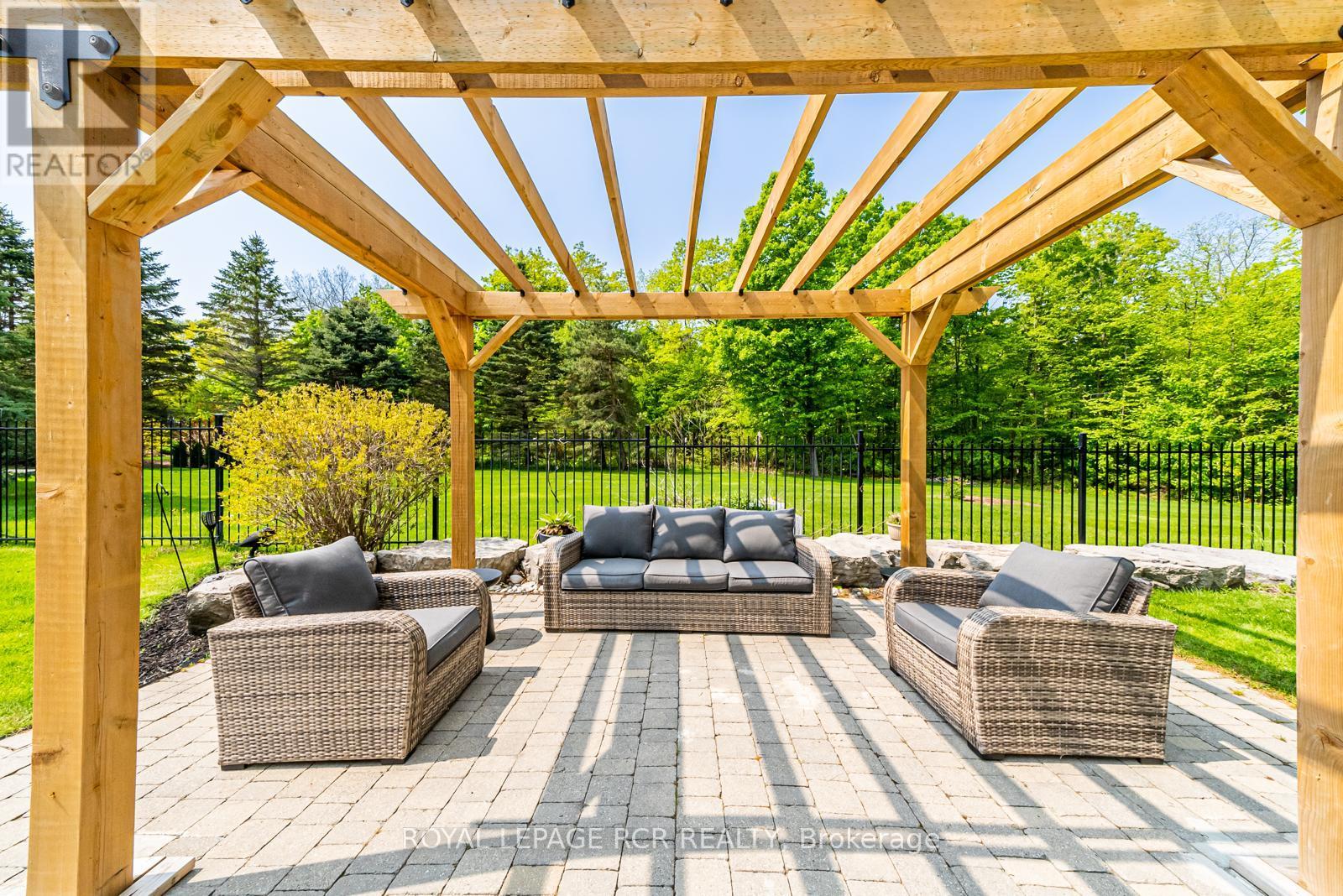 12 Deer Run, Uxbridge, Ontario  L9P 1R4 - Photo 41 - N12575412