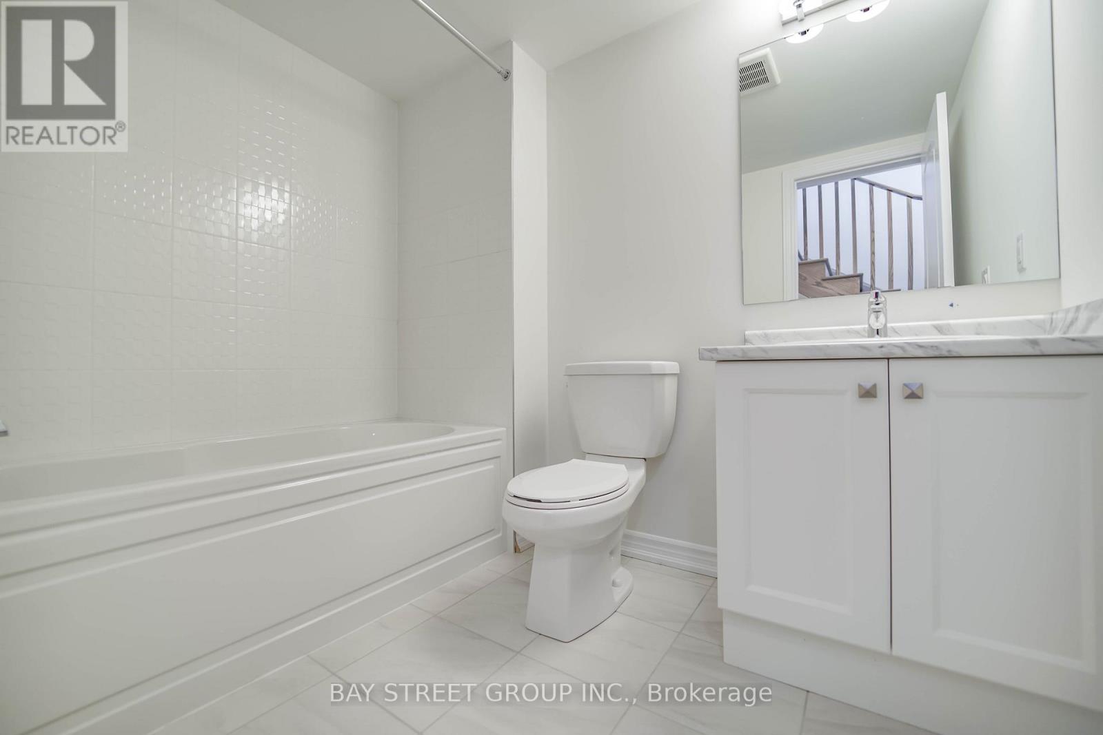 14 Gothenburg Lane, Markham, Ontario  L6C 3L7 - Photo 21 - N12575442