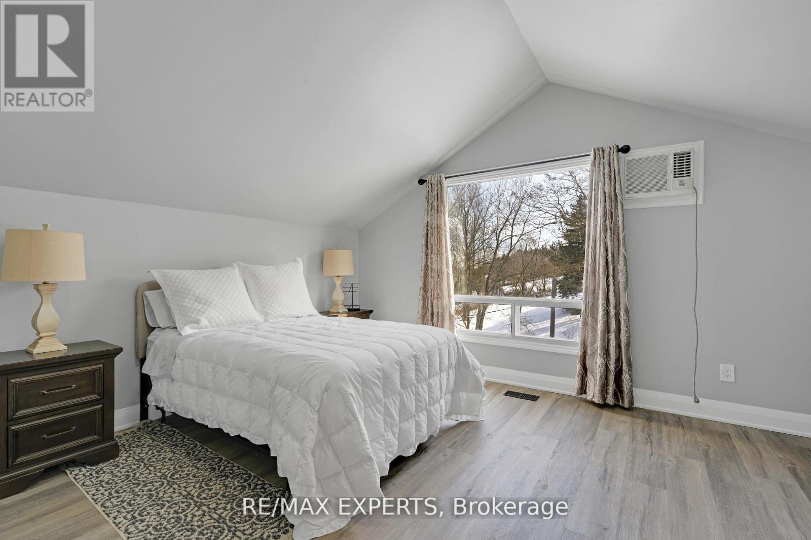 5780 17th Side Road, King, Ontario  L0G 1T0 - Photo 13 - N12575478