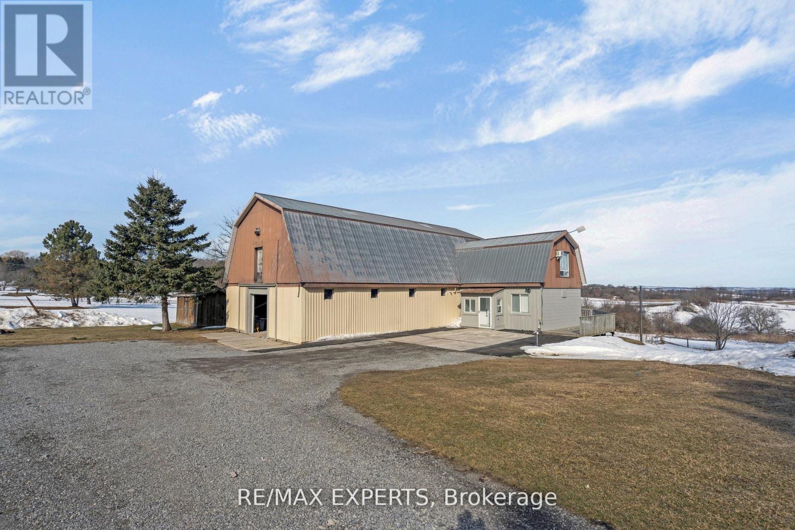 5780 17th Side Road, King, Ontario  L0G 1T0 - Photo 4 - N12575478