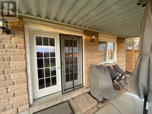 #b - 22 Grant Court, East Gwillimbury (Queensville), Ontario  L0G 1R0 - Photo 2 - N12575528