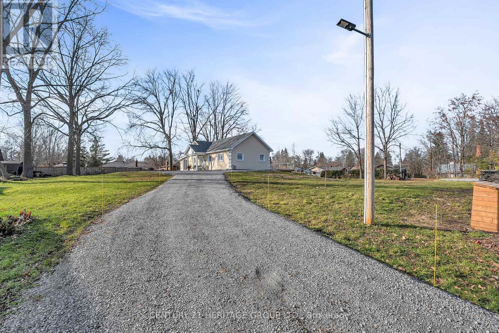 49 Ann Street N, Brock, Ontario  L0E 1E0 - Photo 3 - N12575566