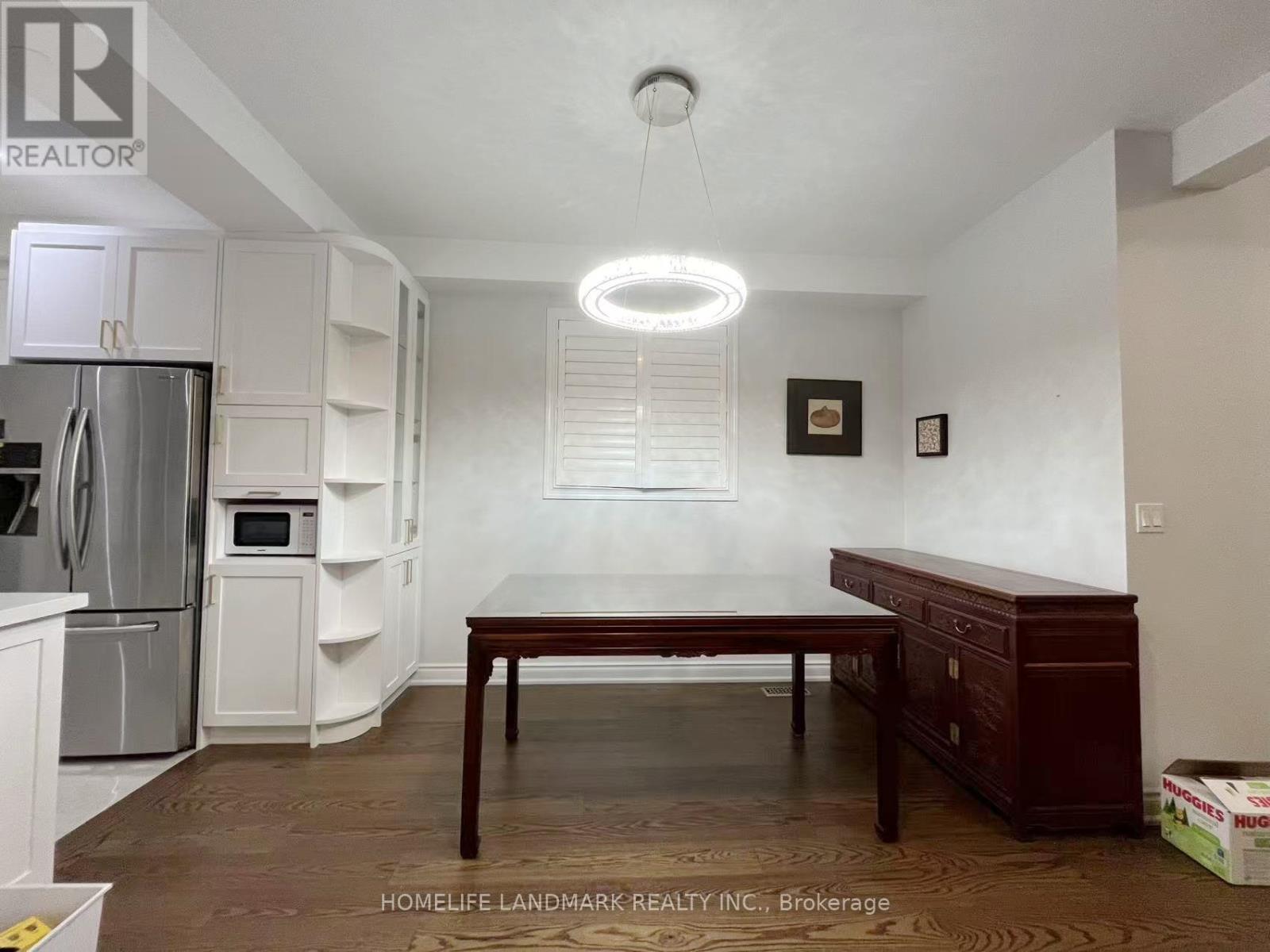 71 Ralph Chalmers Avenue, Markham, Ontario  L6E 2B9 - Photo 10 - N12575610