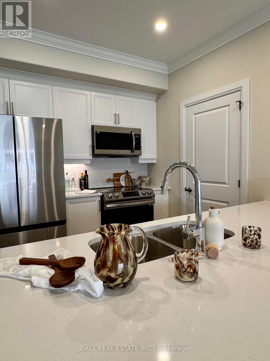 102 - 19 Hampton Lane, Selwyn, Ontario  K0L 2H0 - Photo 9 - X12449493