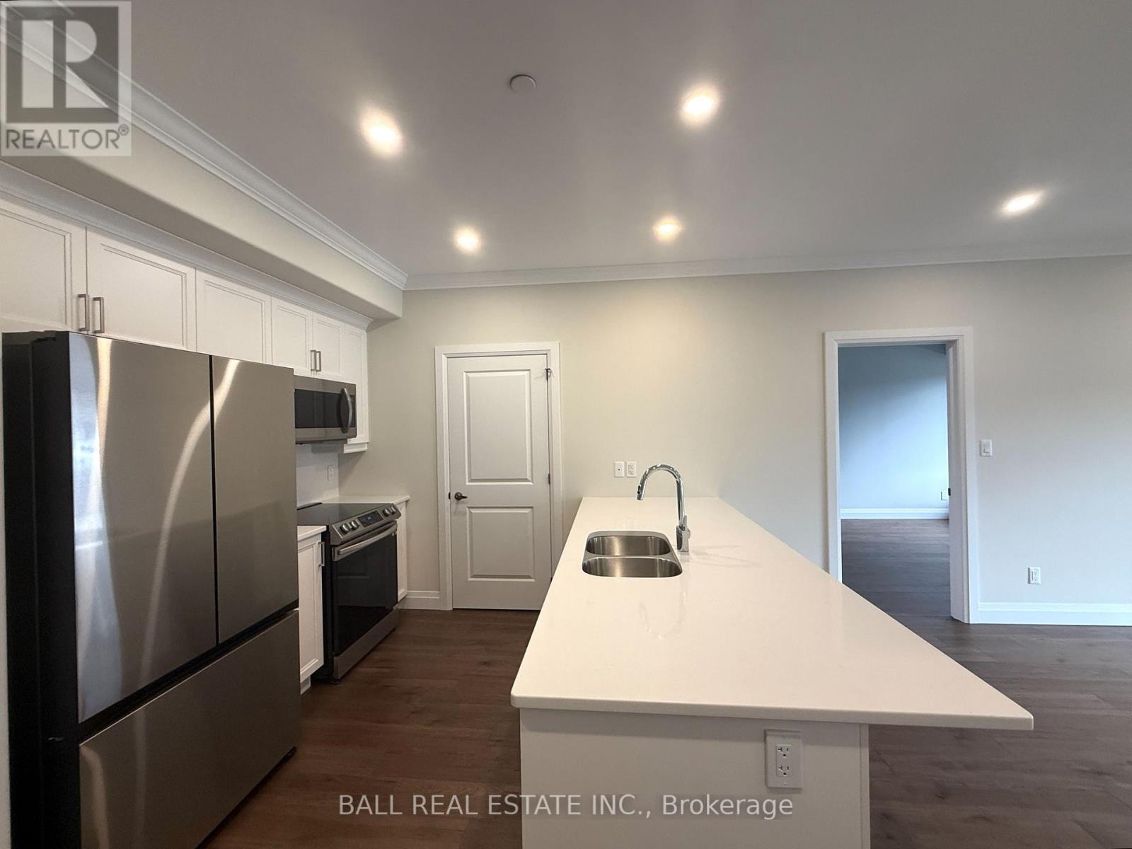 102 - 19 Hampton Lane, Selwyn, Ontario  K0L 2H0 - Photo 8 - X12449493