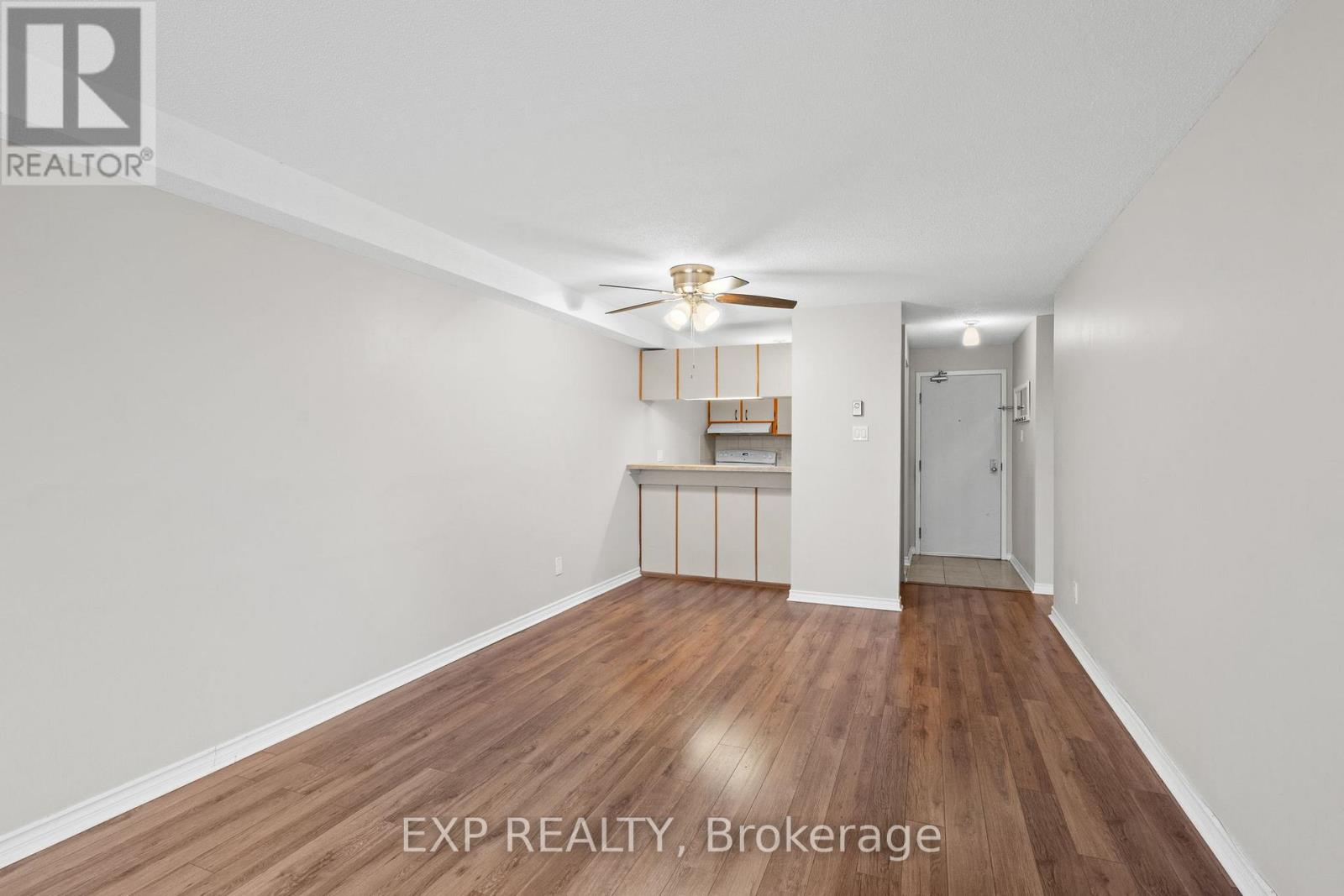 306 - 6376 Bilberry Drive, Ottawa, Ontario  K1C 4P6 - Photo 14 - X12470222