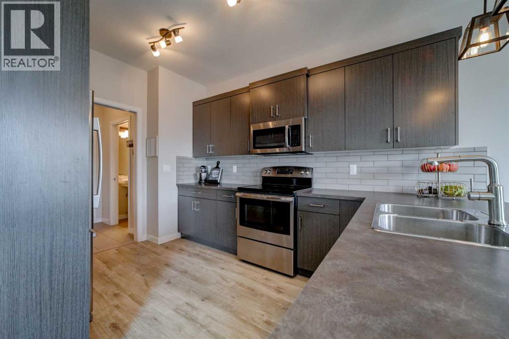 563 Moonlight Lane  W, Lethbridge, Alberta  T1J 5M1 - Photo 12 - A2257264