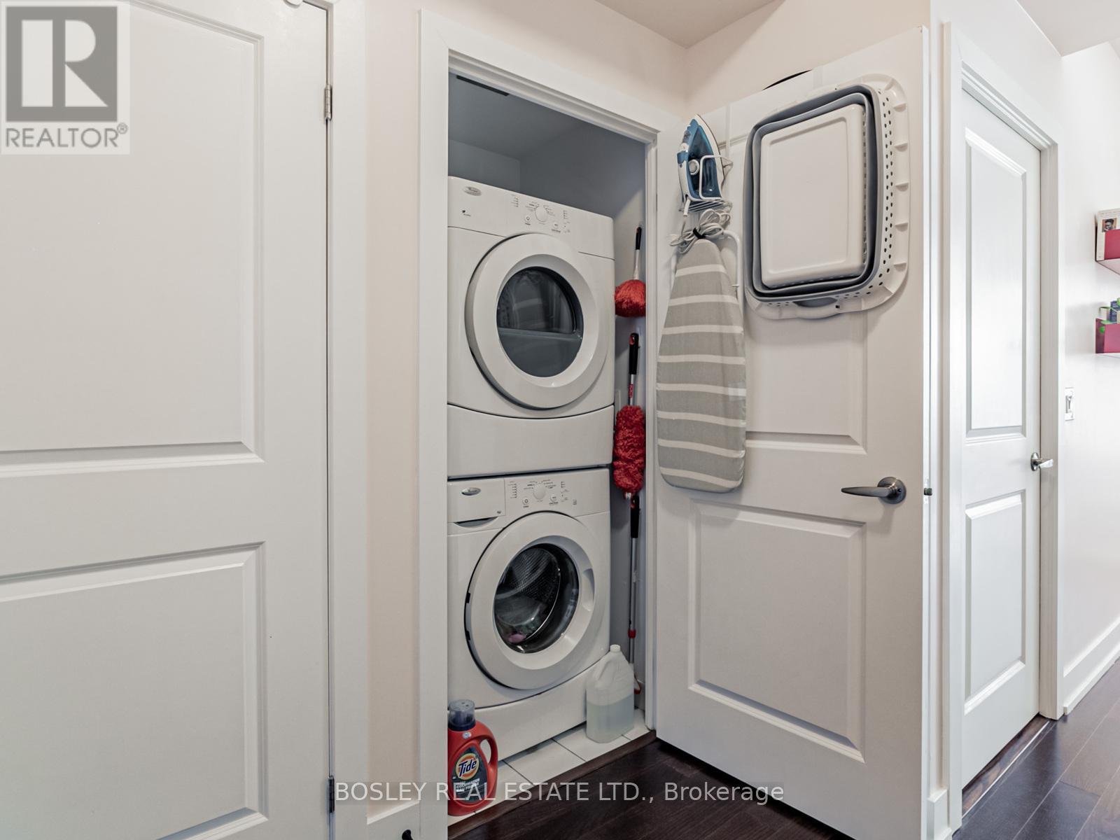 605 - 1638 Bloor Street W, Toronto, Ontario  M6P 0A6 - Photo 13 - W12575410