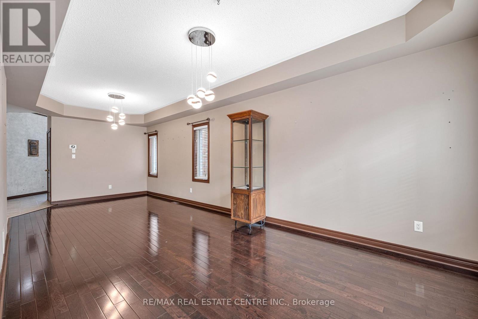 3120 Velmar Drive, Mississauga, Ontario  L5M 6V8 - Photo 16 - W12575422