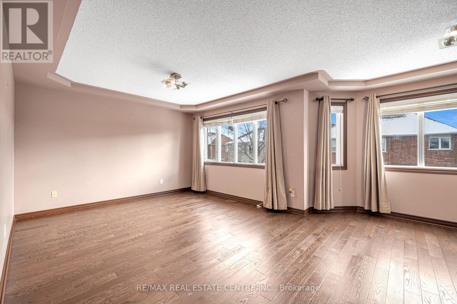 3120 Velmar Drive, Mississauga, Ontario  L5M 6V8 - Photo 28 - W12575422