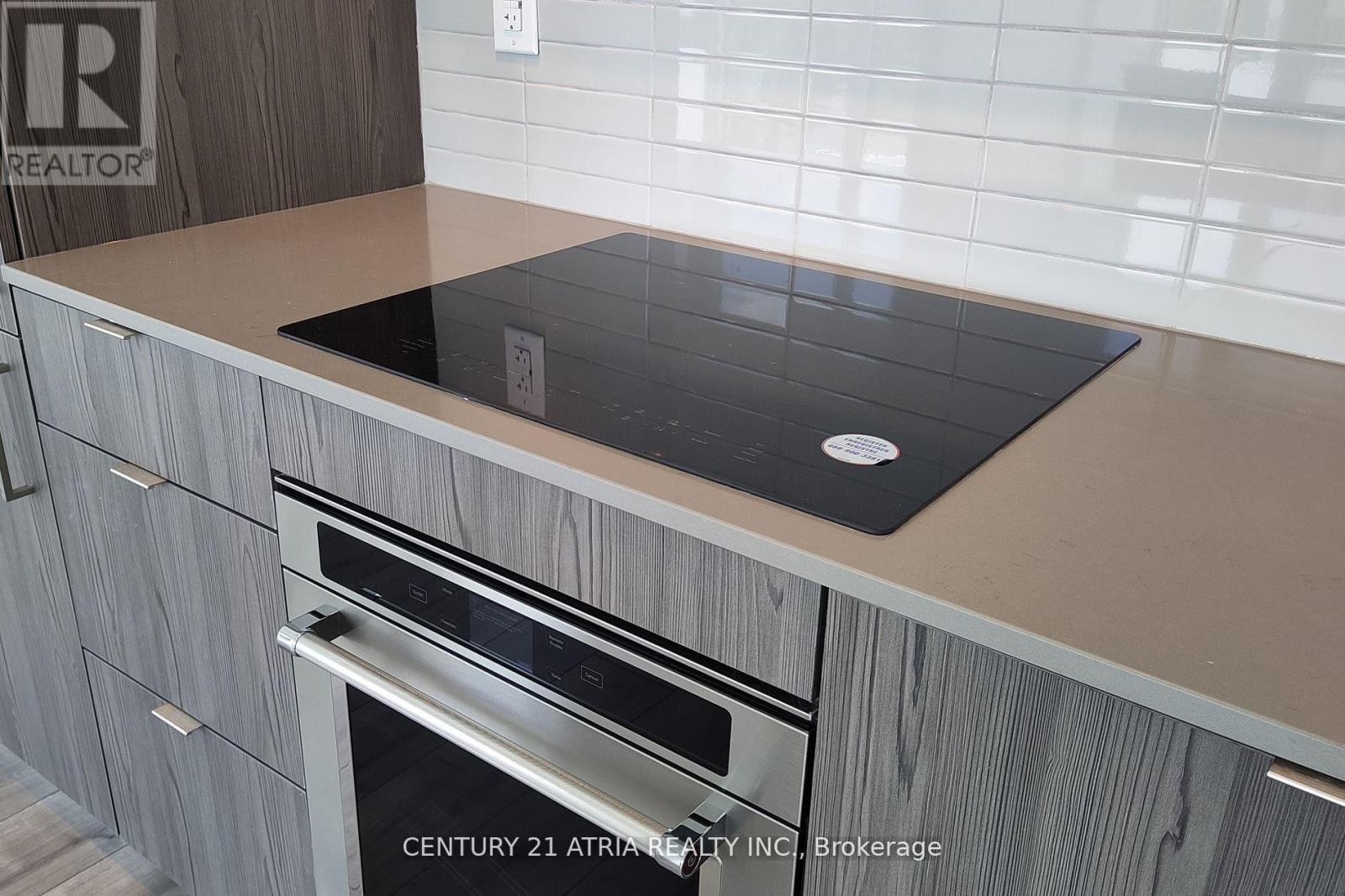 1410 - 220 Missinnihe Way, Mississauga, Ontario  L5H 0A9 - Photo 13 - W12575464