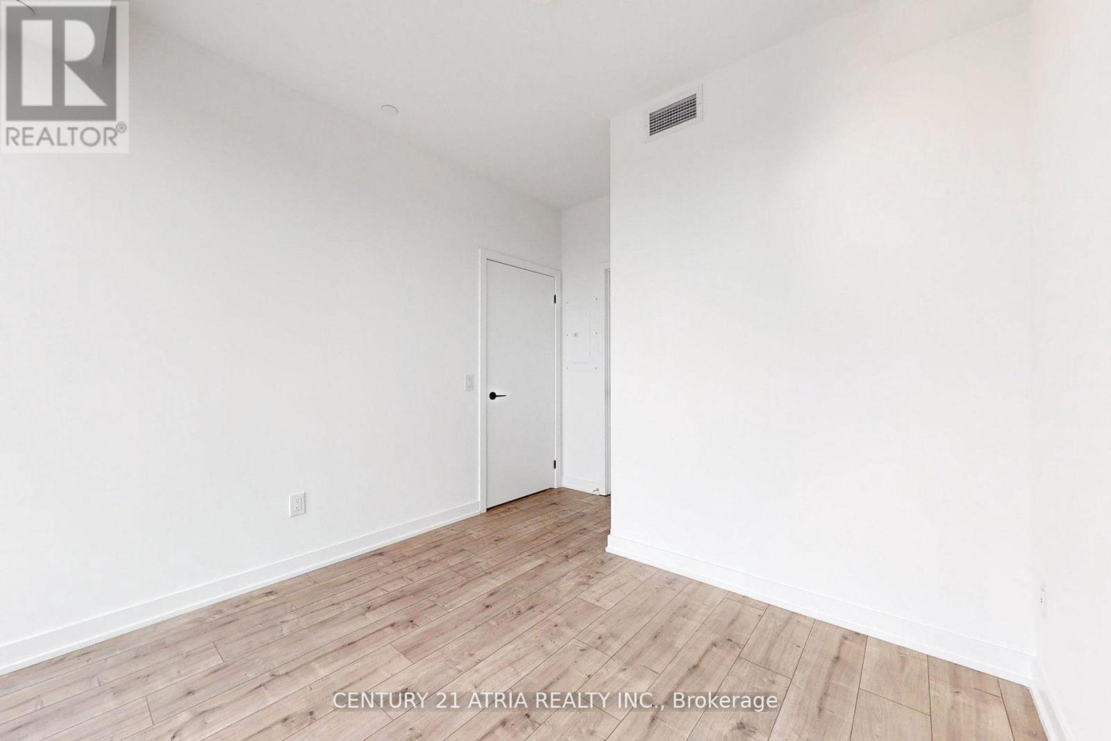 1410 - 220 Missinnihe Way, Mississauga, Ontario  L5H 0A9 - Photo 18 - W12575464