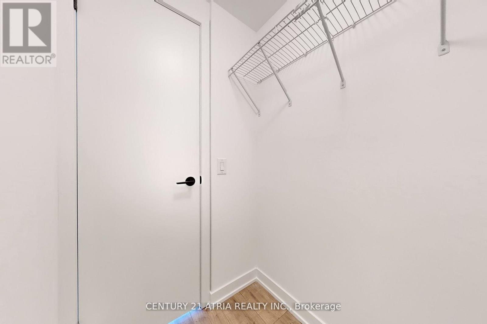 1410 - 220 Missinnihe Way, Mississauga, Ontario  L5H 0A9 - Photo 24 - W12575464