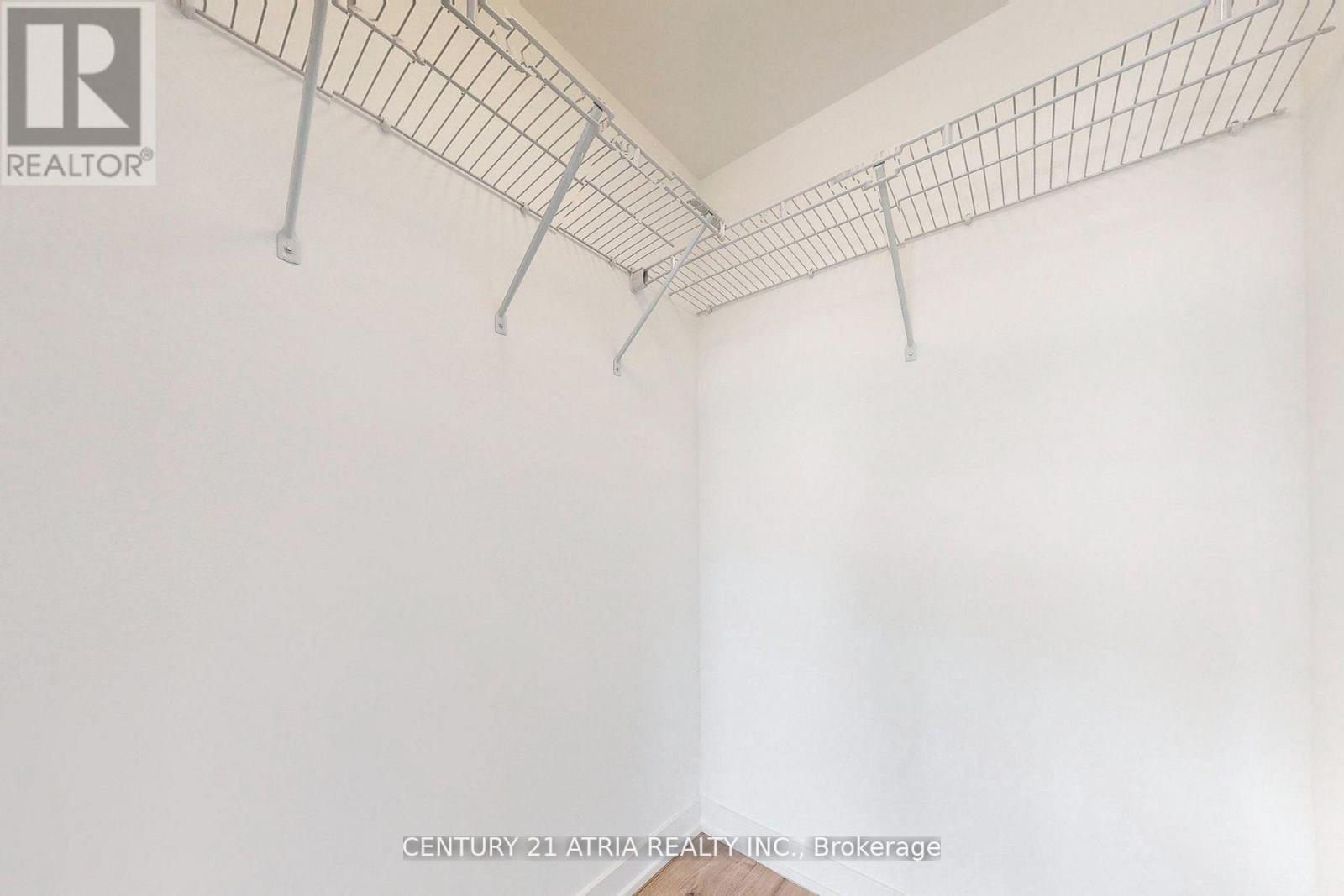 1410 - 220 Missinnihe Way, Mississauga, Ontario  L5H 0A9 - Photo 25 - W12575464