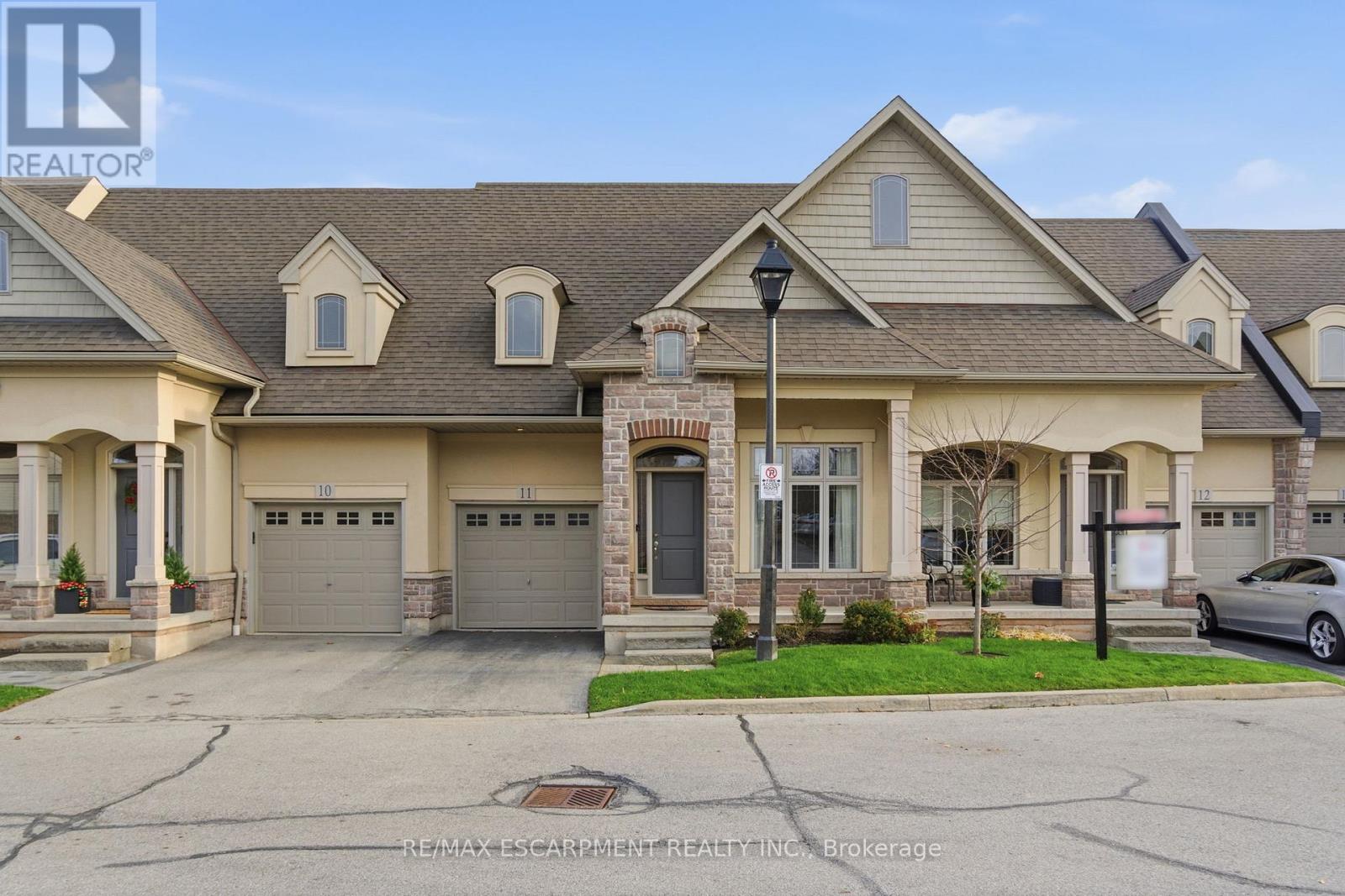 11 - 5056 NEW STREET, Burlington, Ontario