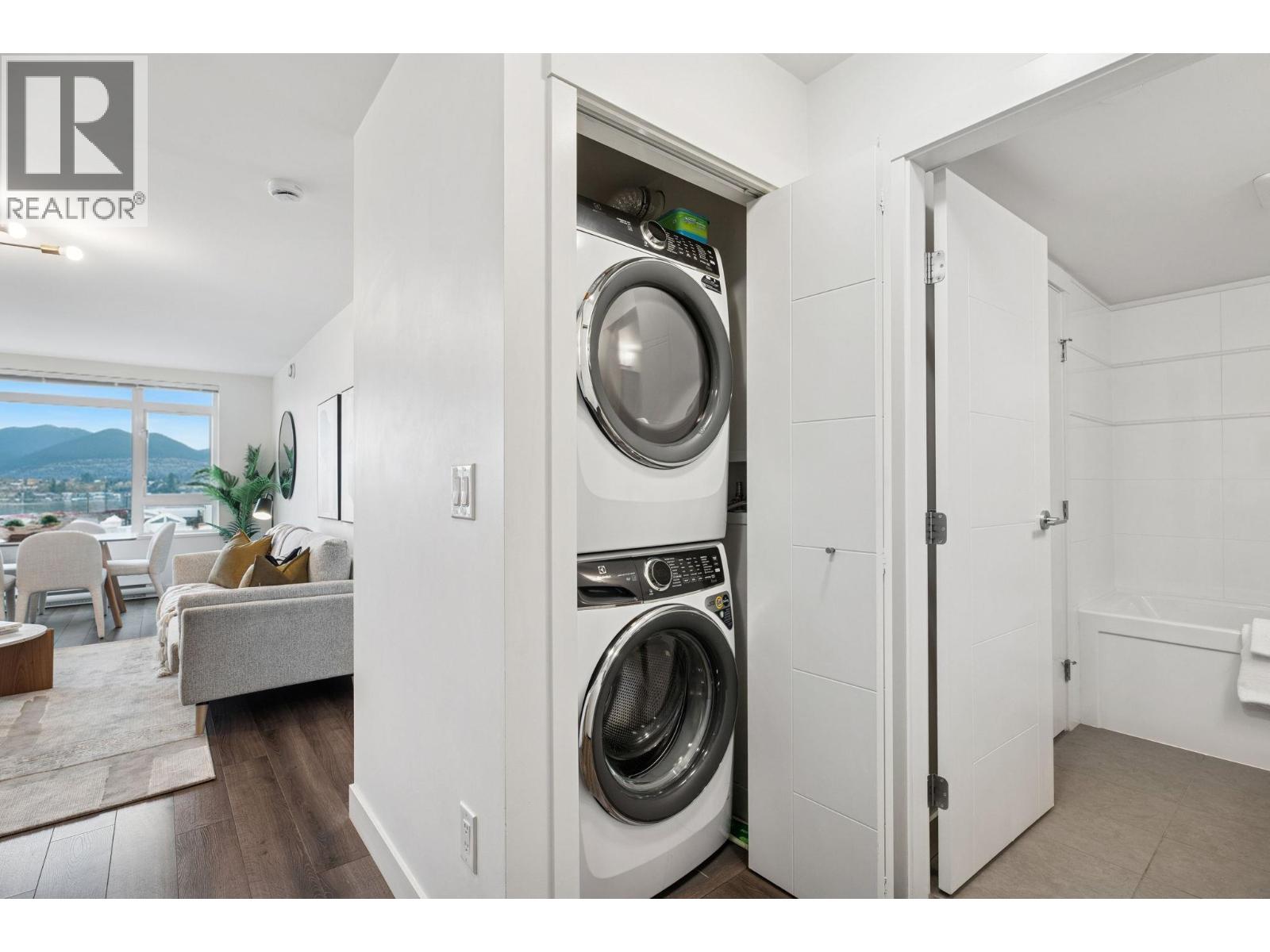 412 2525 Clarke Street, Port Moody, British Columbia  V3H 0J3 - Photo 6 - R3068304