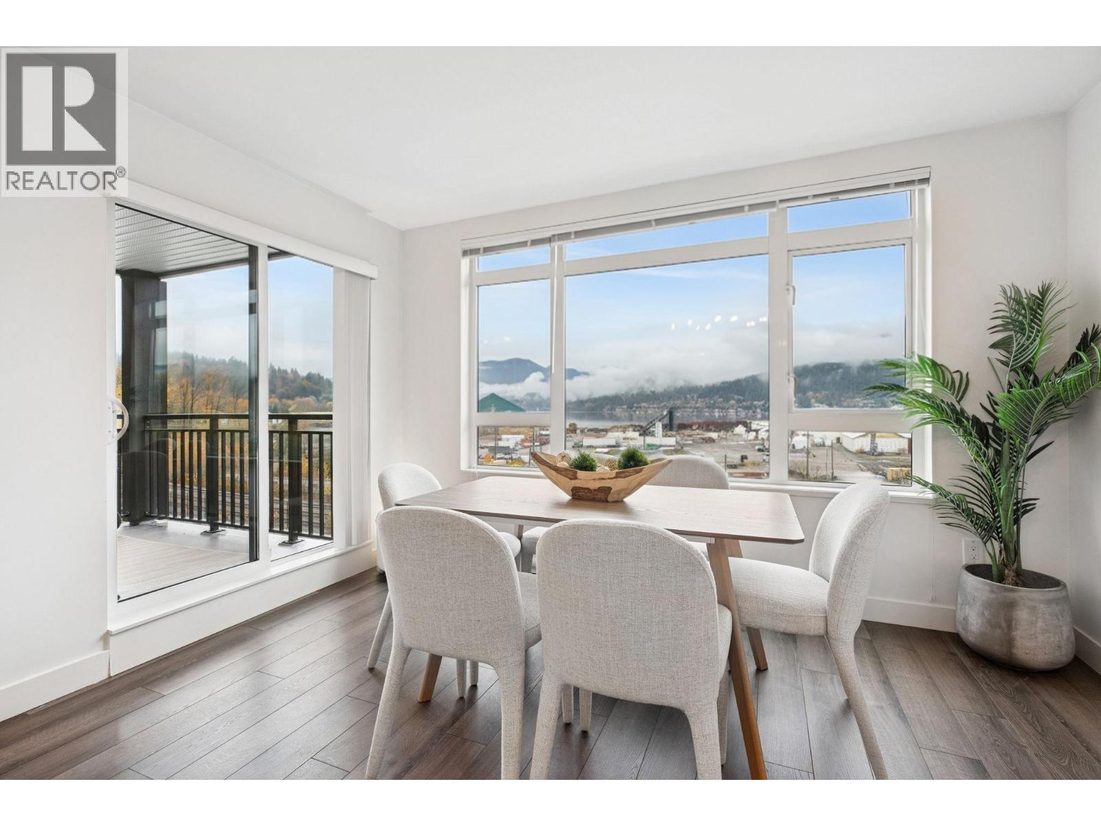 412 2525 Clarke Street, Port Moody, British Columbia  V3H 0J3 - Photo 4 - R3068304