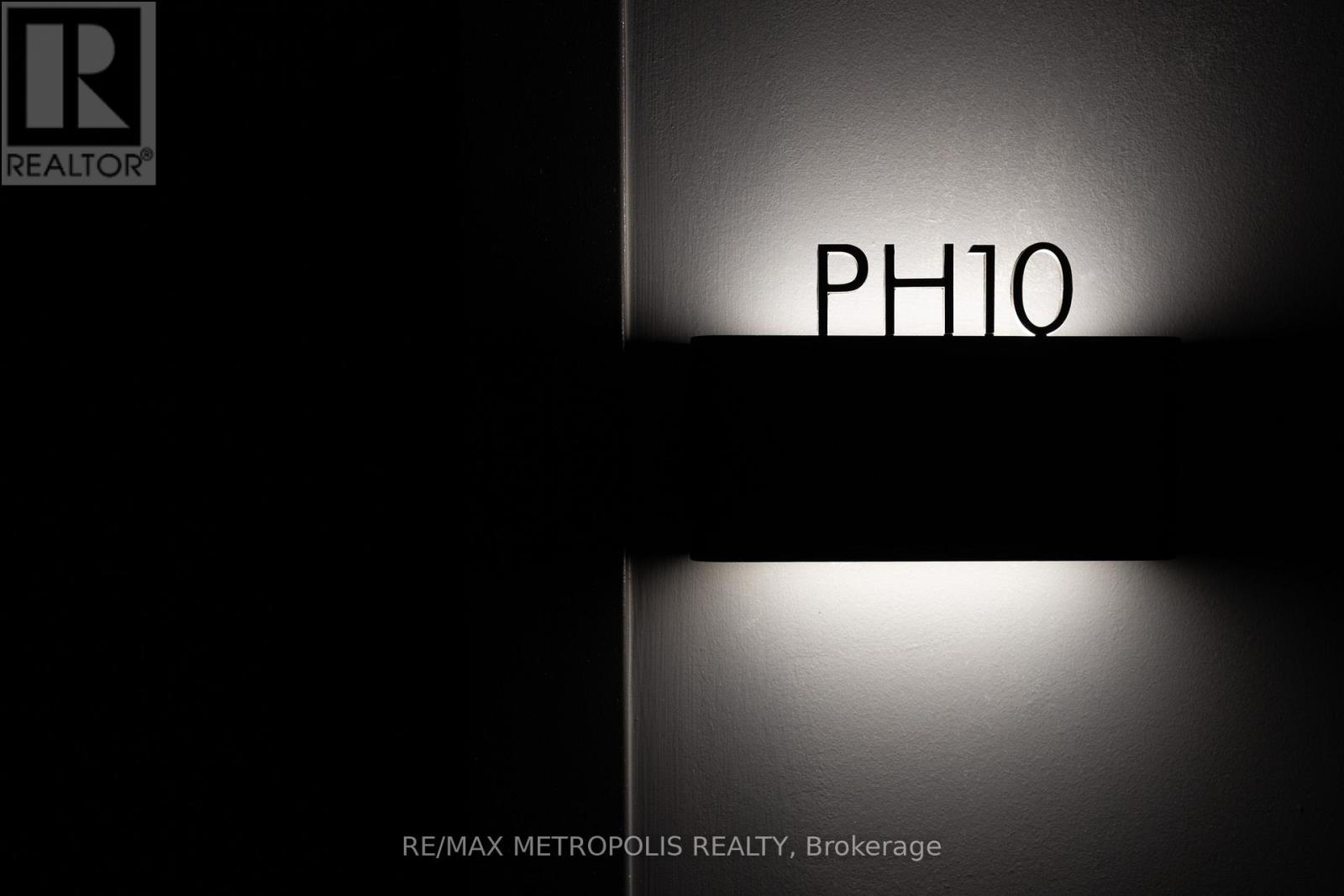 Ph10 - 689 The Queensway, Toronto, Ontario  M8Y 0C8 - Photo 31 - W12575616