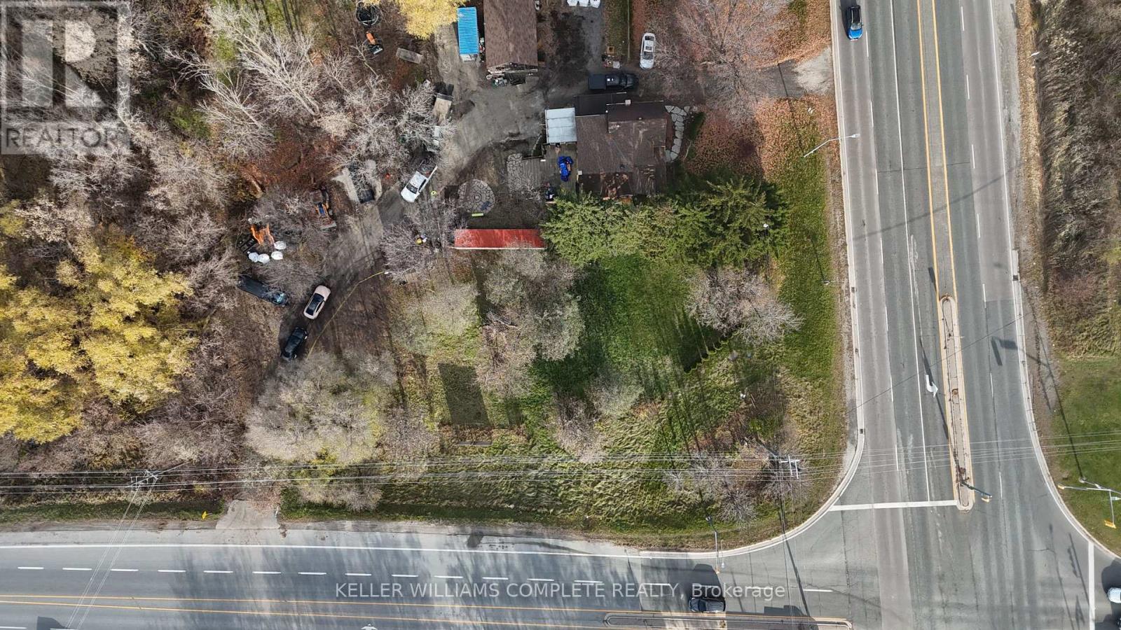 3007 Dundas Street, Burlington, Ontario  L7R 3X4 - Photo 3 - W12575618