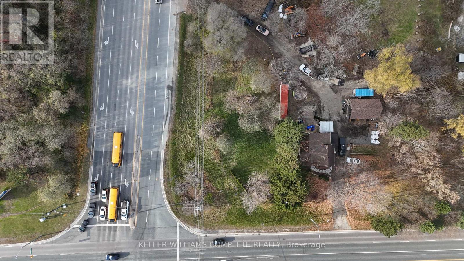 3007 Dundas Street, Burlington, Ontario  L7R 3X4 - Photo 4 - W12575618