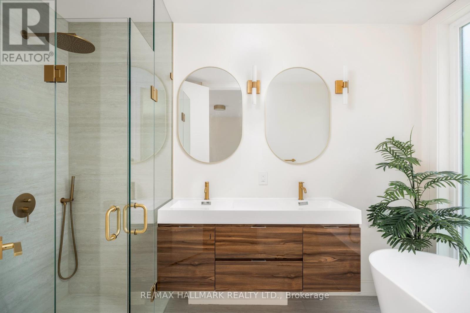 104 Newcastle Street, Toronto, Ontario  M8Z 1C8 - Photo 21 - W12575628