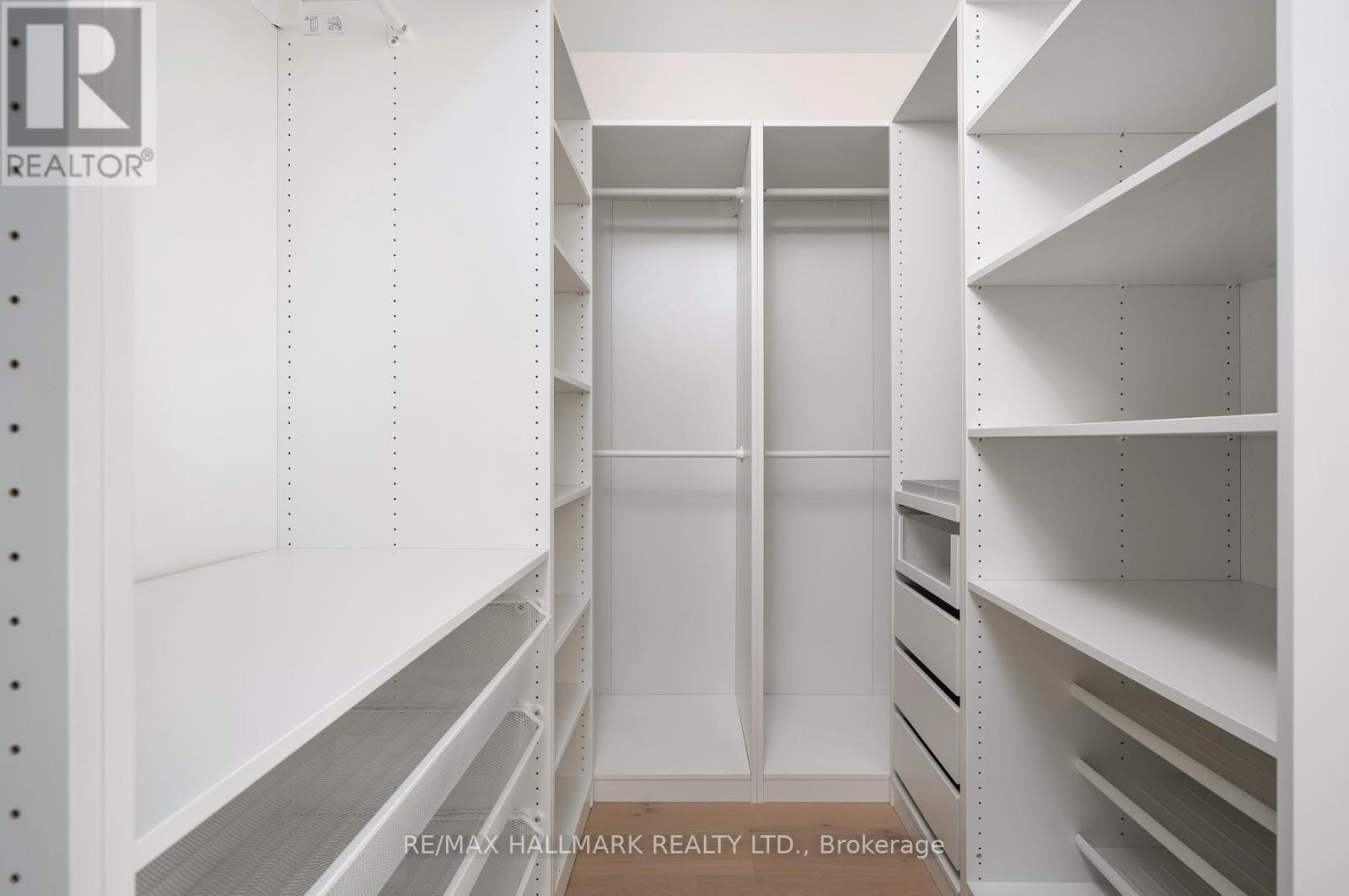 104 Newcastle Street, Toronto, Ontario  M8Z 1C8 - Photo 25 - W12575628