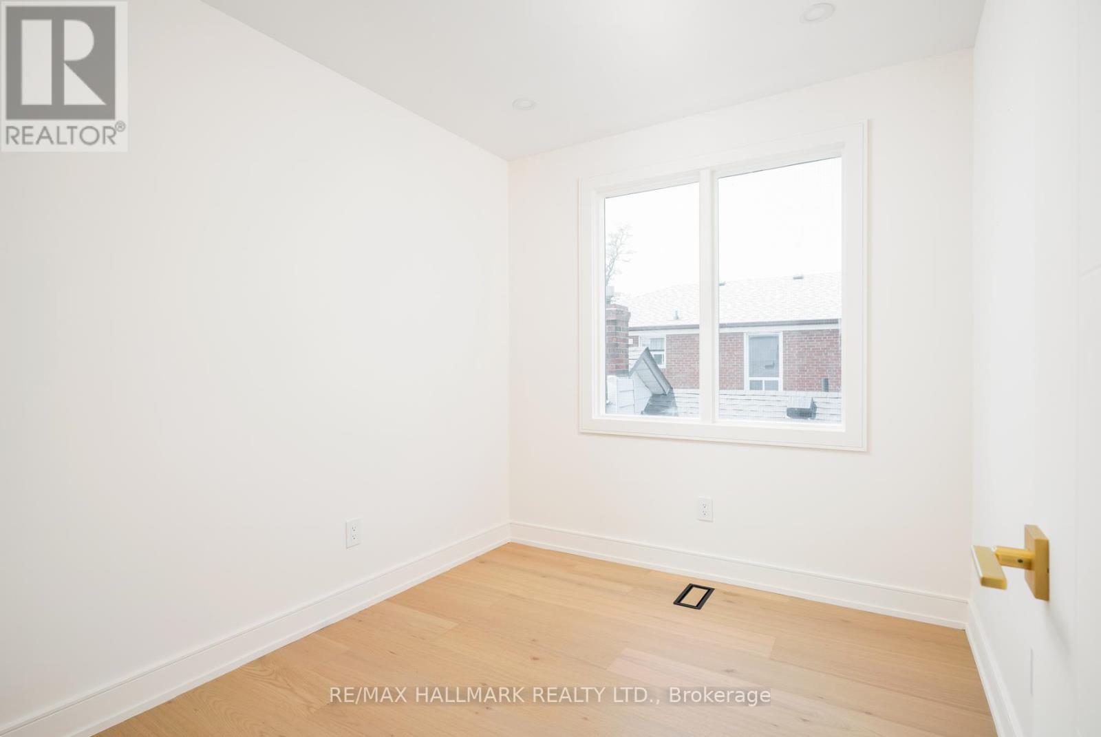 104 Newcastle Street, Toronto, Ontario  M8Z 1C8 - Photo 28 - W12575628