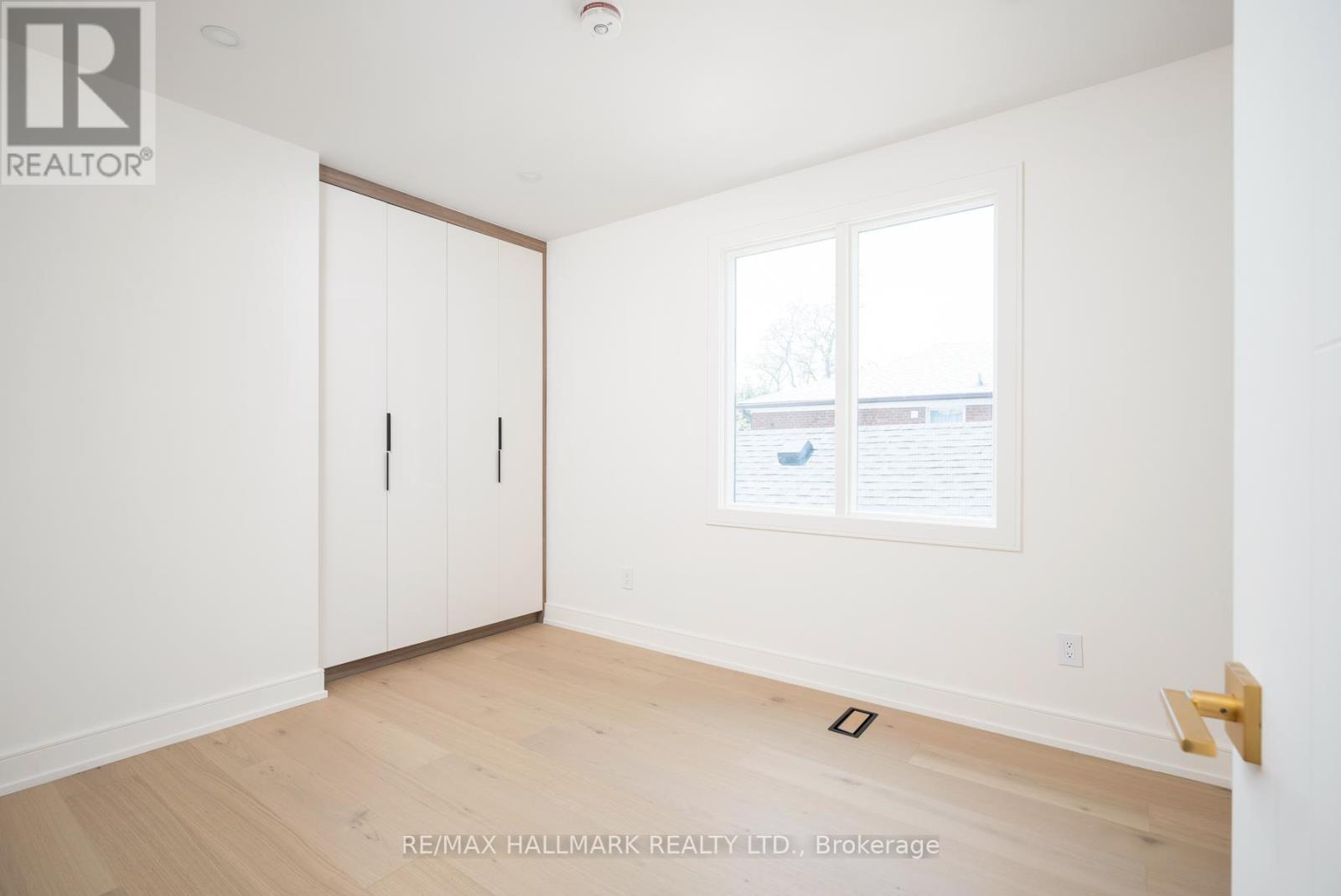 104 Newcastle Street, Toronto, Ontario  M8Z 1C8 - Photo 31 - W12575628