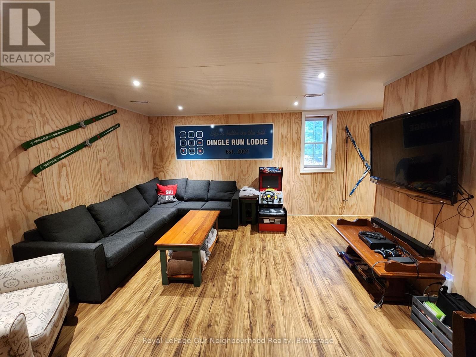 1040 Ski Ridge Trail, Dysart Et Al, Ontario  K0M 1M0 - Photo 23 - X12575684