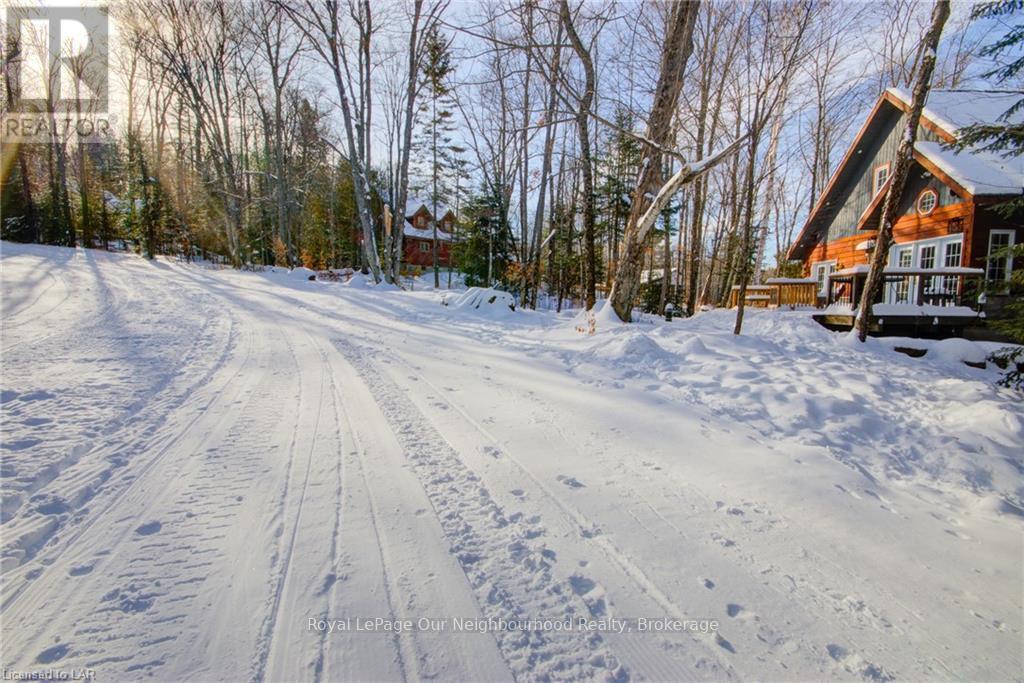 1040 Ski Ridge Trail, Dysart Et Al, Ontario  K0M 1M0 - Photo 4 - X12575684