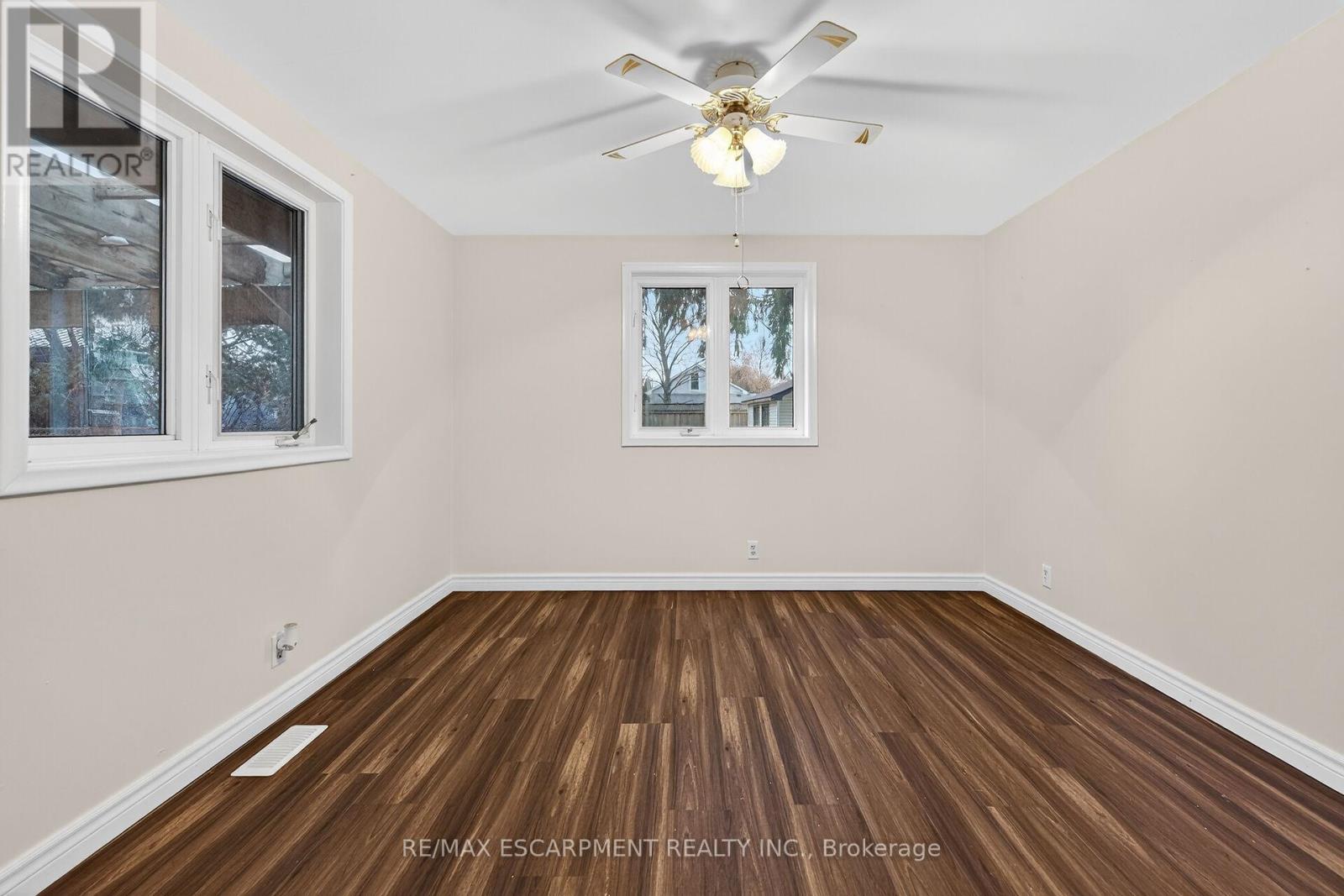 17 Oneida Street, Haldimand, Ontario  N0A 1H0 - Photo 20 - X12575434