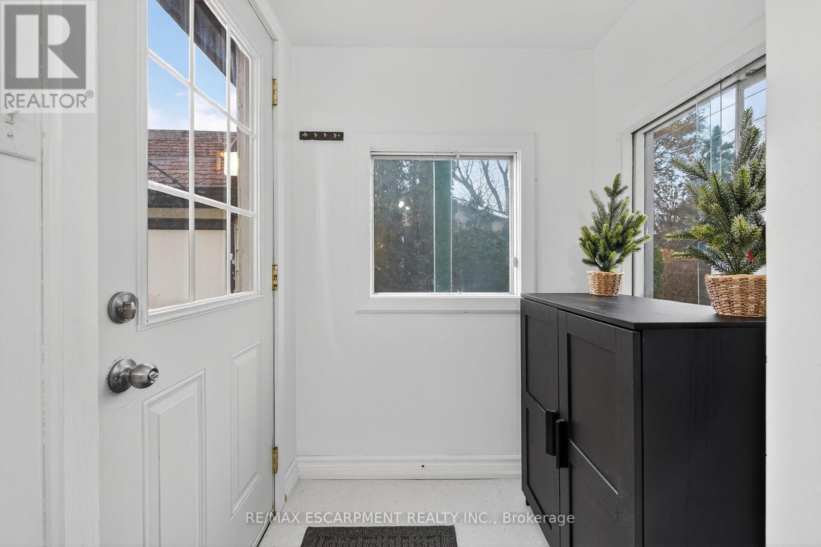 17 Oneida Street, Haldimand, Ontario  N0A 1H0 - Photo 24 - X12575434