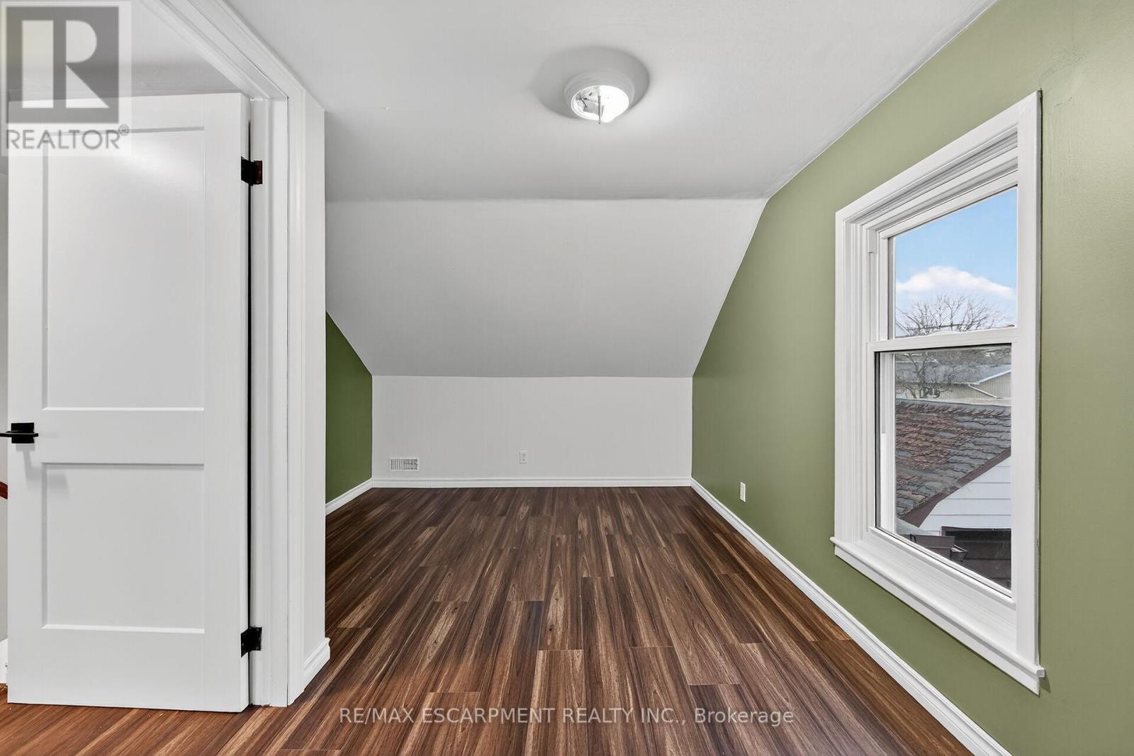 17 Oneida Street, Haldimand, Ontario  N0A 1H0 - Photo 32 - X12575434