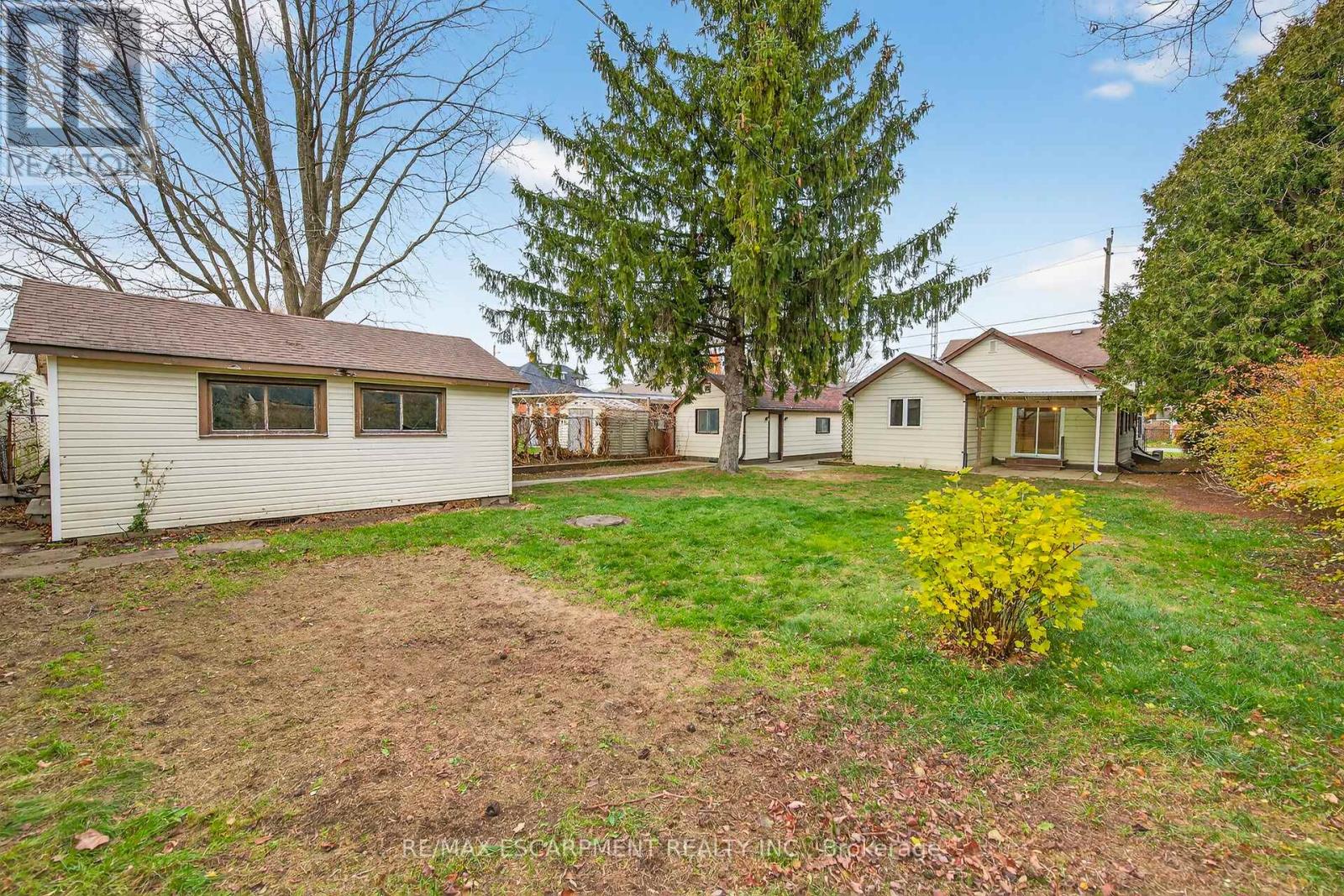 17 Oneida Street, Haldimand, Ontario  N0A 1H0 - Photo 39 - X12575434