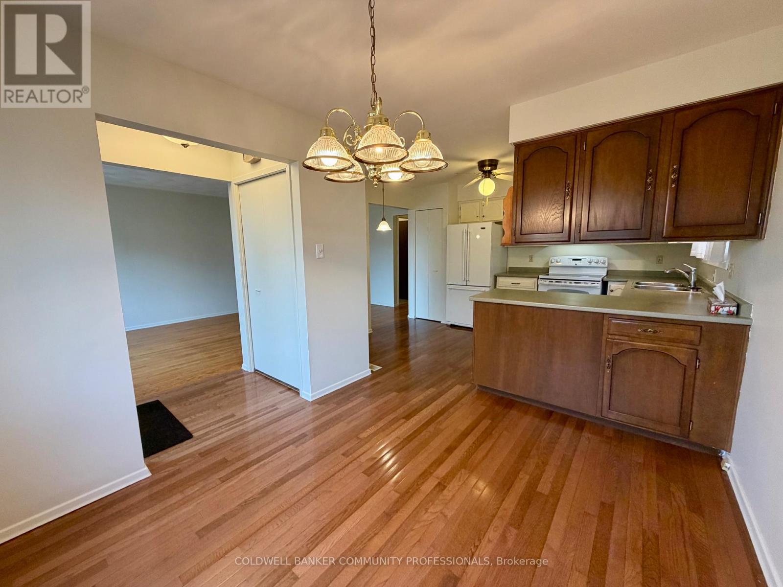 6 Burdock Boulevard, Brantford, Ontario  N3R 6B6 - Photo 13 - X12575452