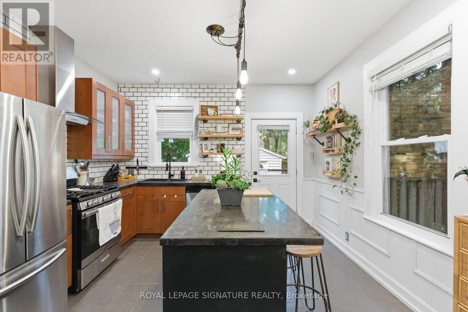 191 Burris Street, Hamilton, Ontario  L8M 2J7 - Photo 12 - X12575500