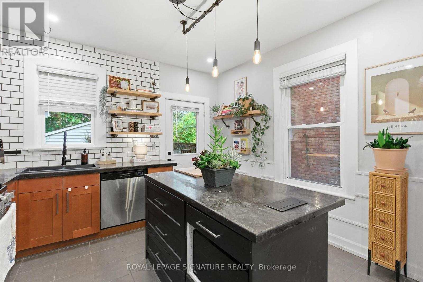 191 Burris Street, Hamilton, Ontario  L8M 2J7 - Photo 14 - X12575500