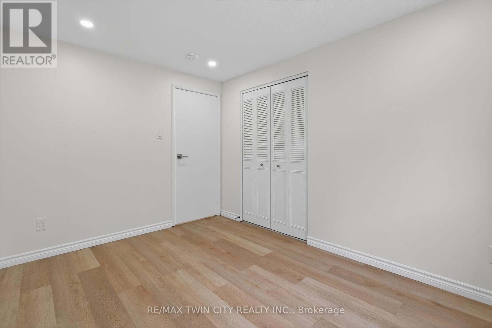 120 Westheights Drive, Kitchener, Ontario  N2N 1J9 - Photo 15 - X12575524