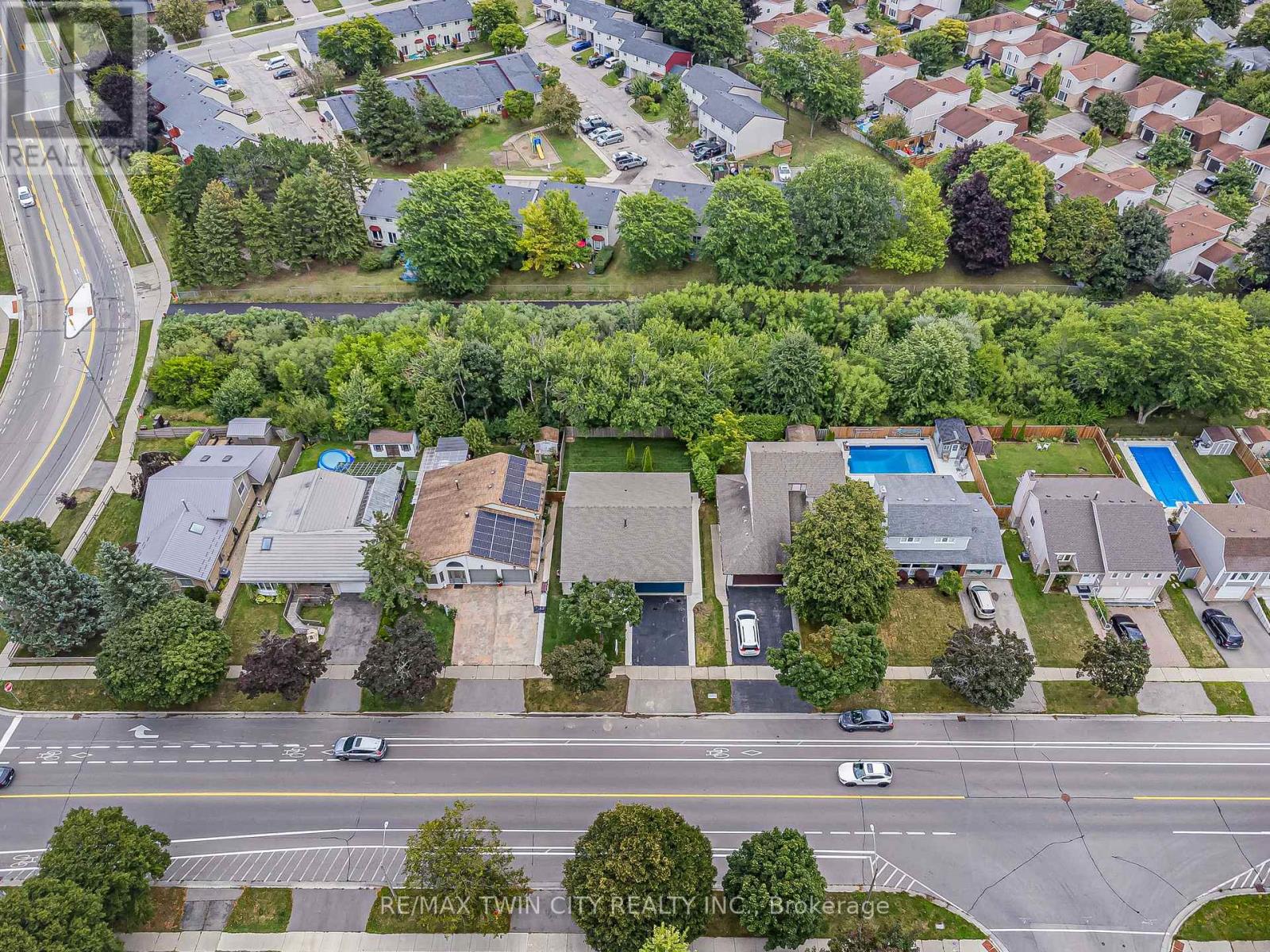 120 Westheights Drive, Kitchener, Ontario  N2N 1J9 - Photo 41 - X12575524