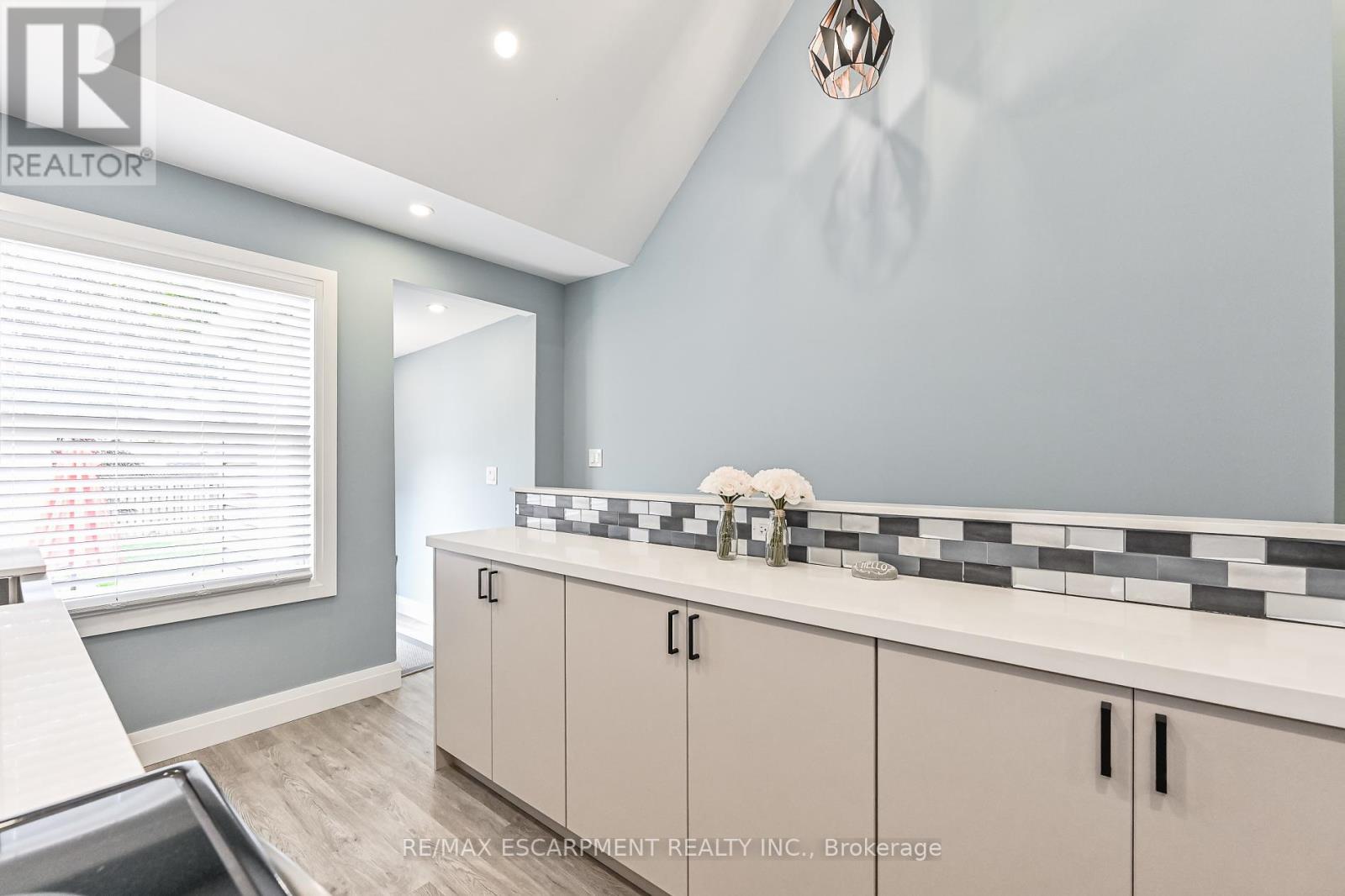 95 Houghton Avenue N, Hamilton, Ontario  L8H 4L5 - Photo 16 - X12575536