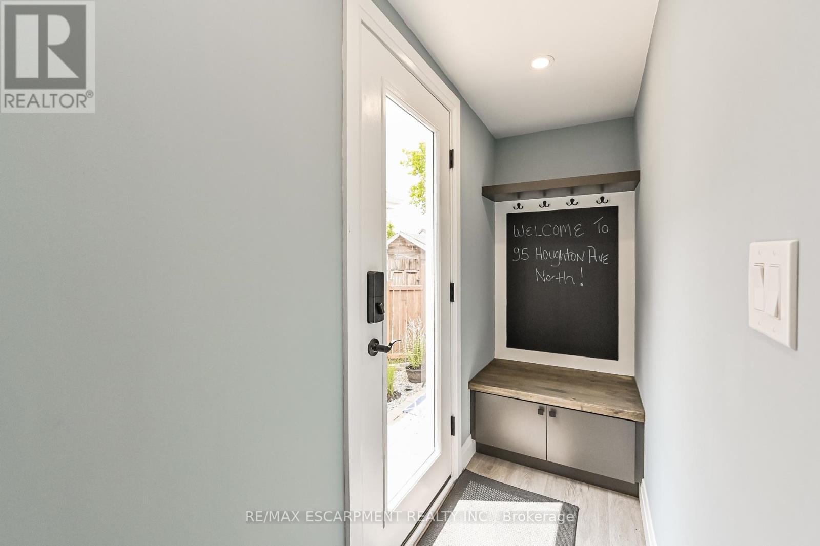 95 Houghton Avenue N, Hamilton, Ontario  L8H 4L5 - Photo 25 - X12575536