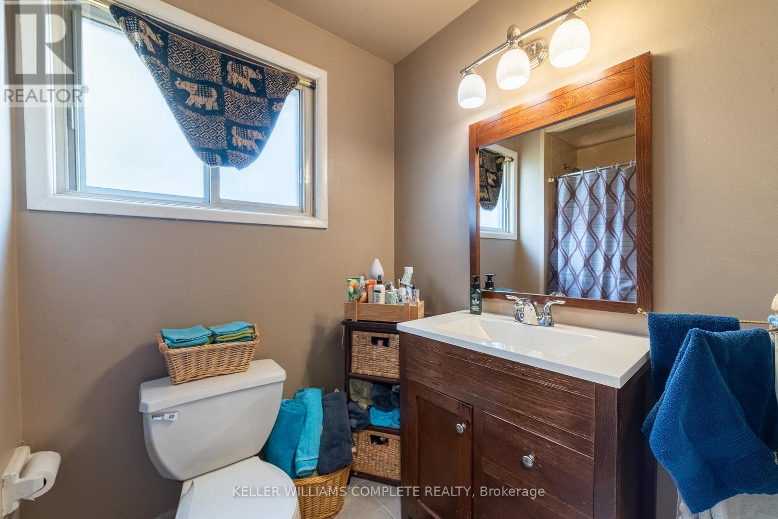 15 Dartford Place, Hamilton, Ontario  L8V 3V7 - Photo 15 - X12575558