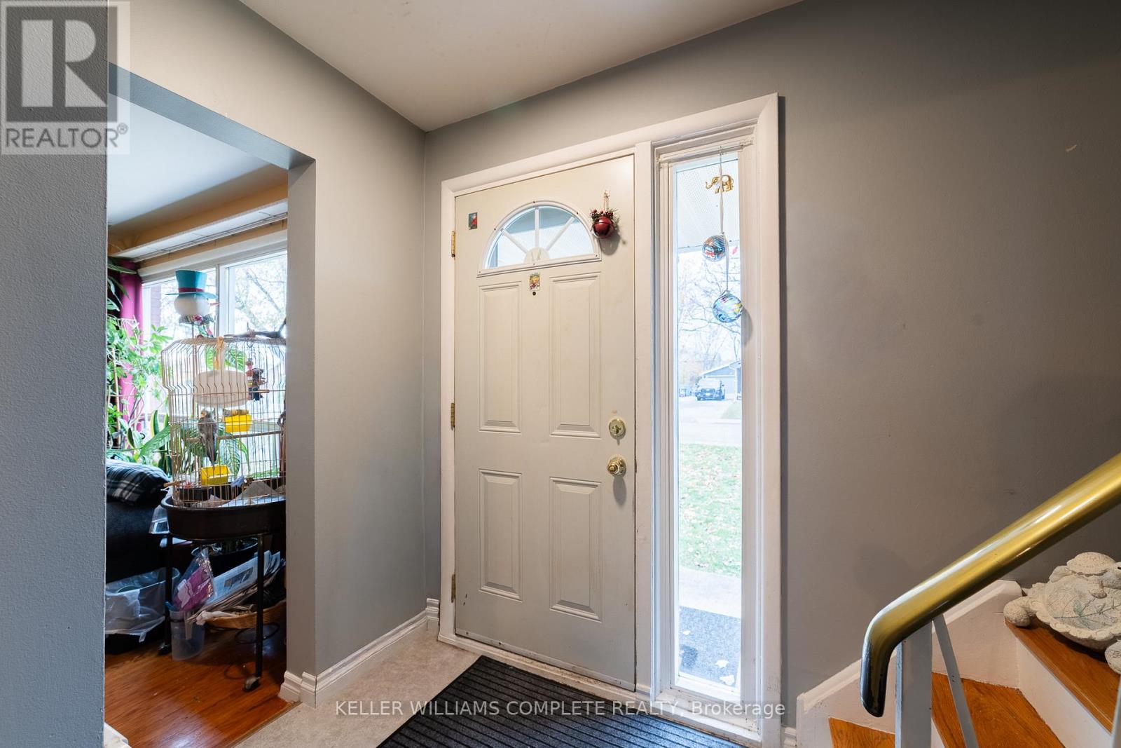 15 Dartford Place, Hamilton, Ontario  L8V 3V7 - Photo 4 - X12575558