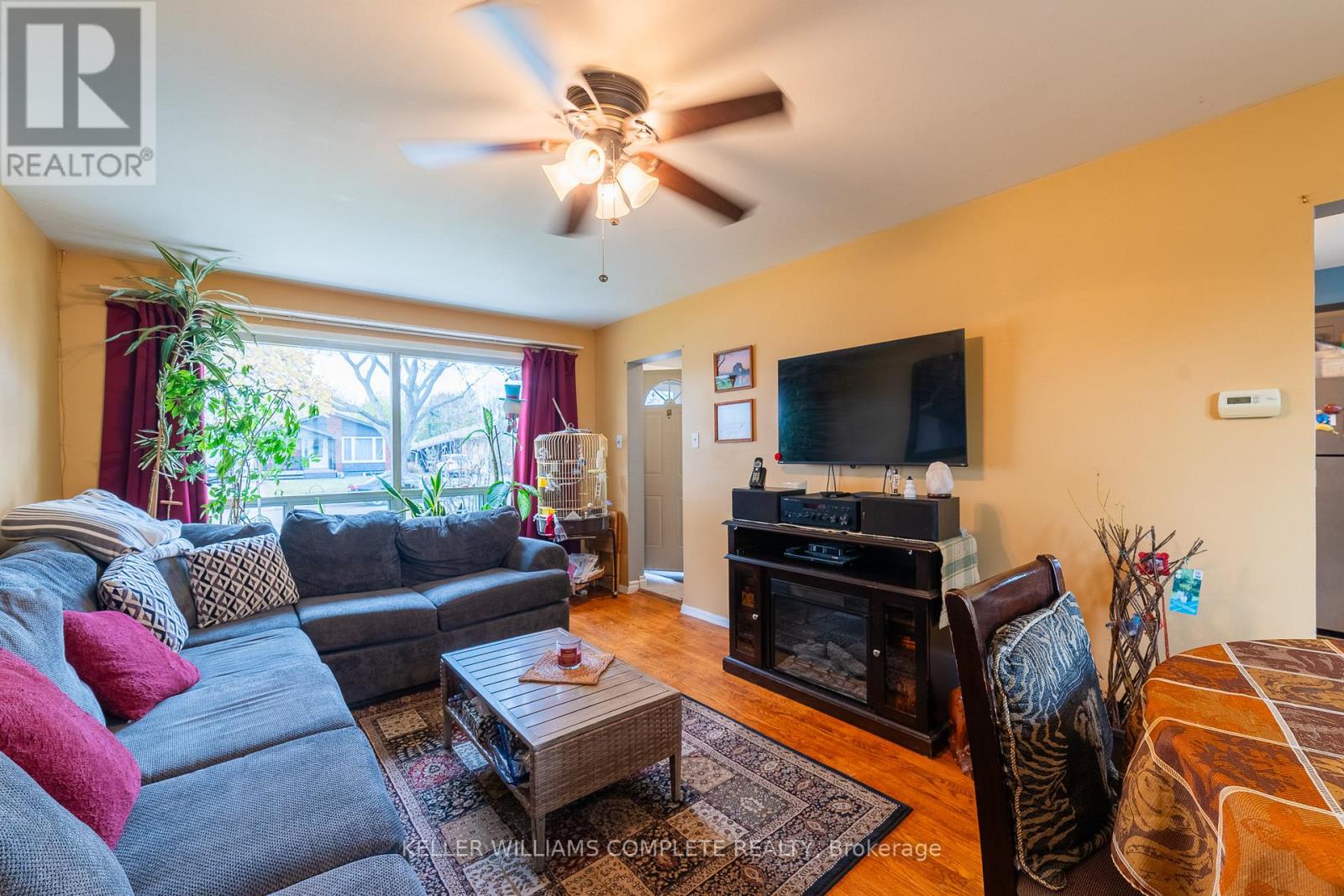 15 Dartford Place, Hamilton, Ontario  L8V 3V7 - Photo 6 - X12575558
