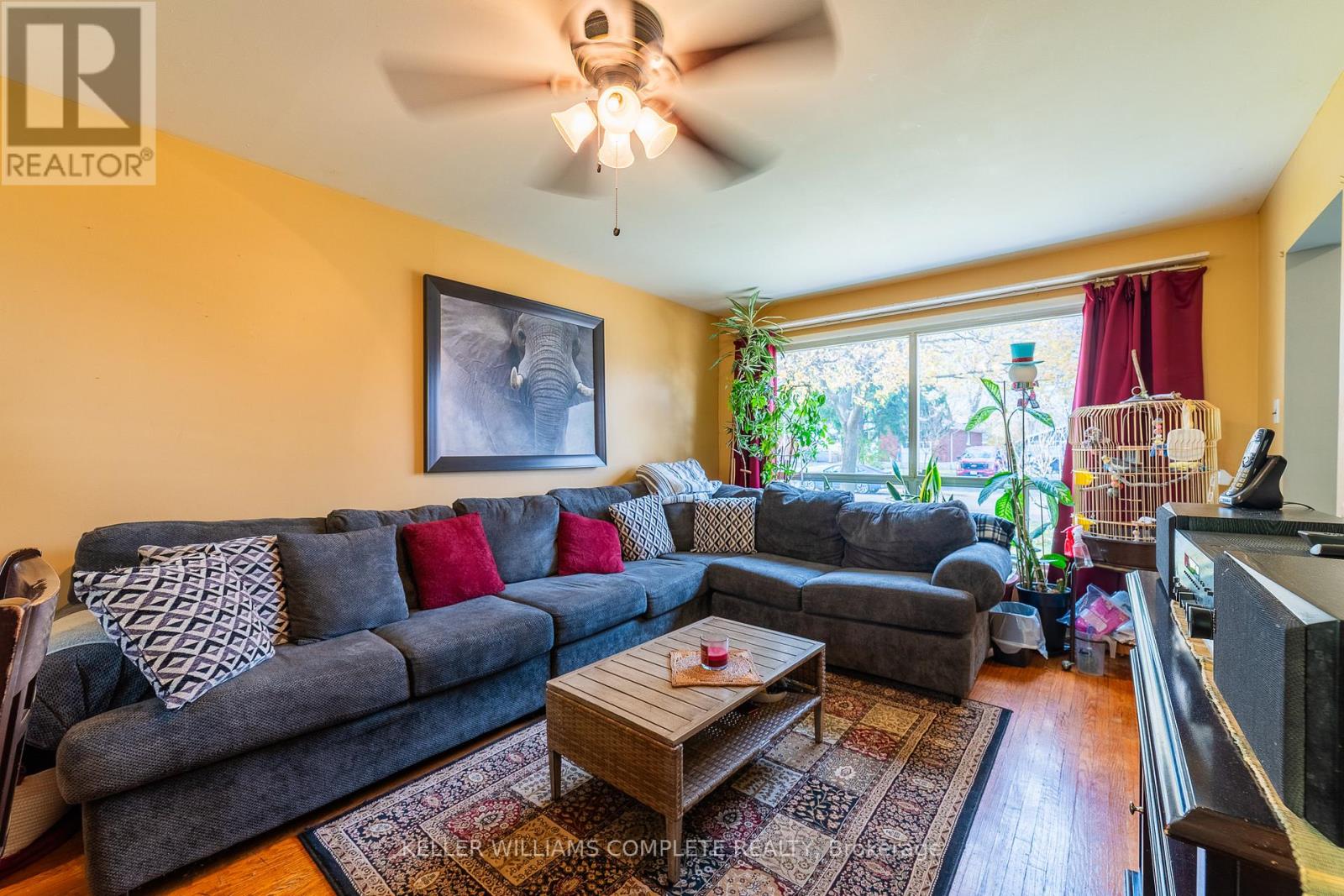 15 Dartford Place, Hamilton, Ontario  L8V 3V7 - Photo 7 - X12575558