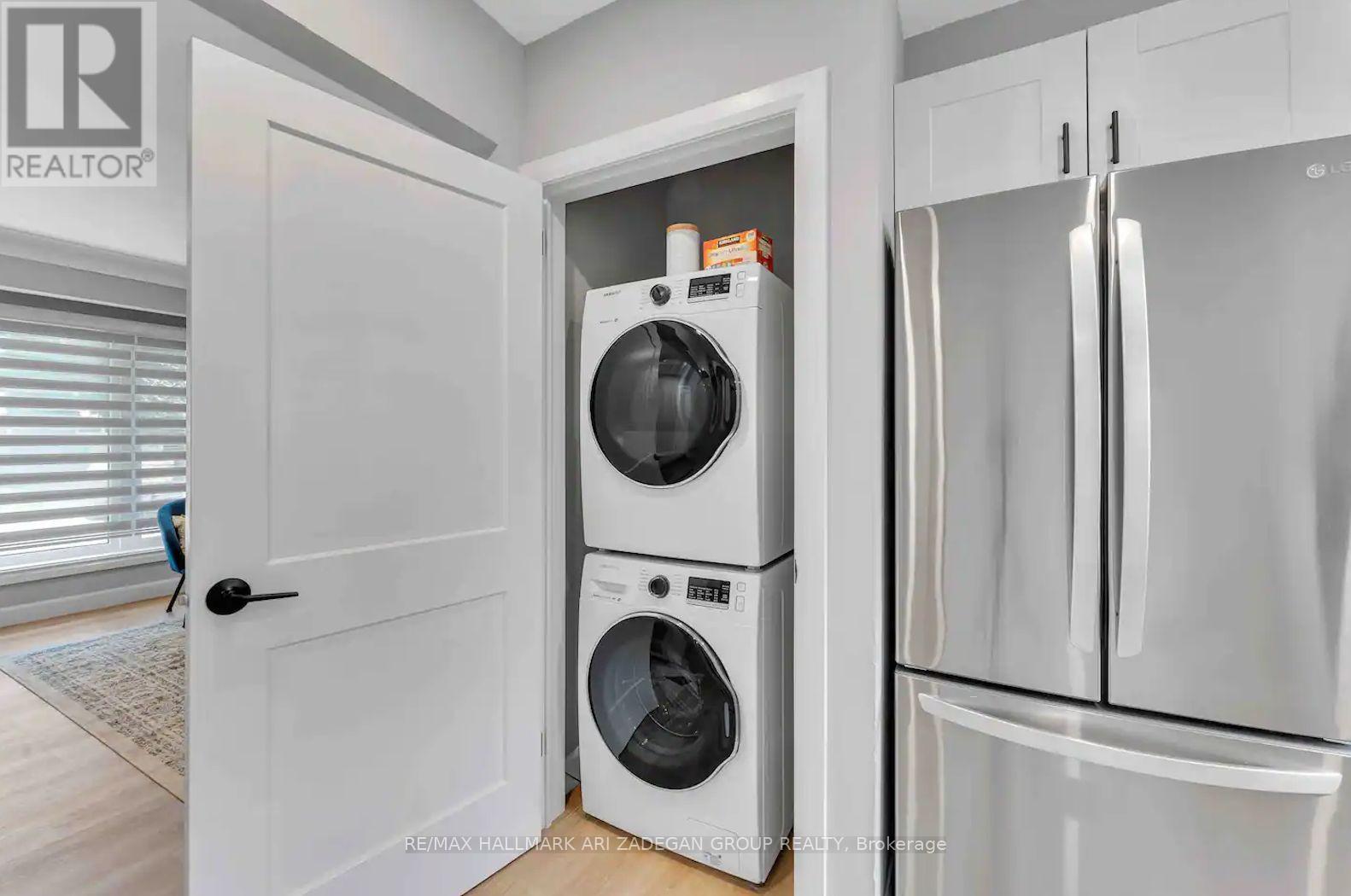 Main - 36 Cloke Court, Hamilton, Ontario  L8T 1N5 - Photo 10 - X12575594