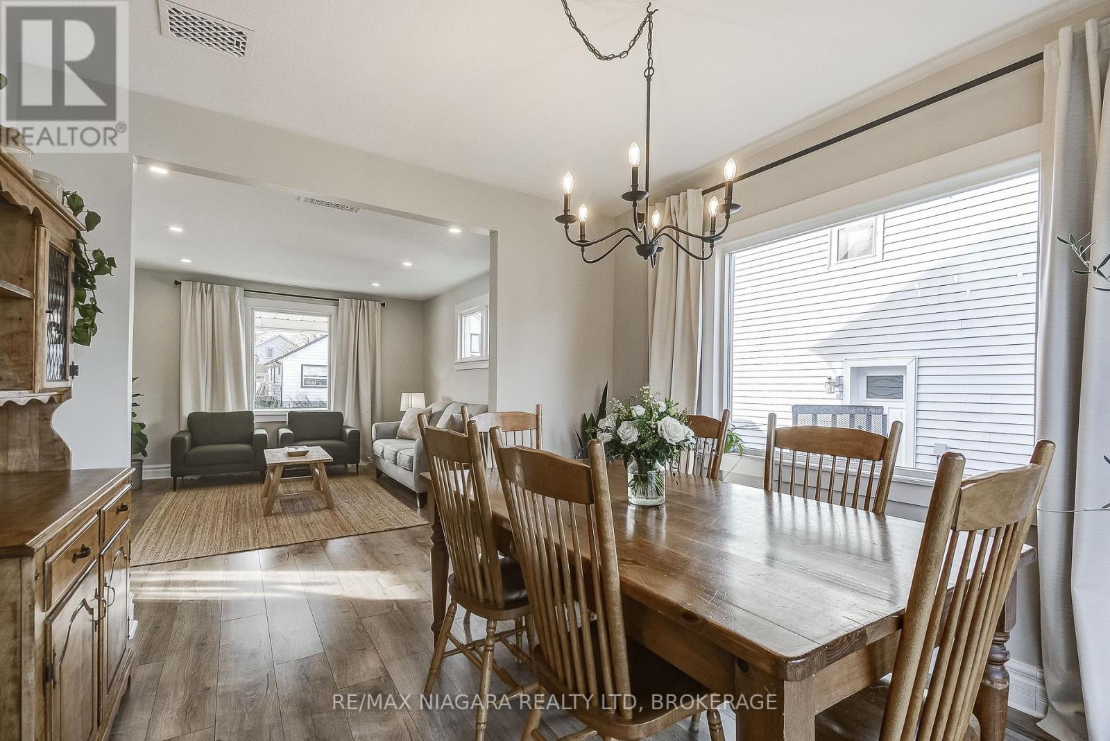 48 Wilton Avenue, Welland (Broadway), Ontario  L3C 1Z9 - Photo 14 - X12575640